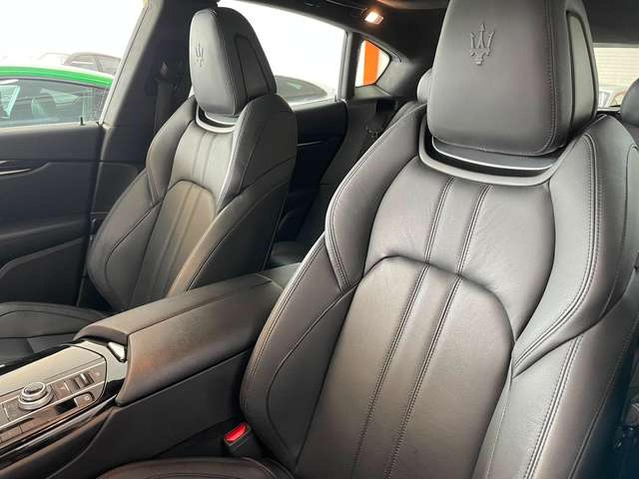 Maserati Levante SQ4 GranSport 430 ch GARANTIE JUSQU'A 36 MOIS (2019) - Photo 14