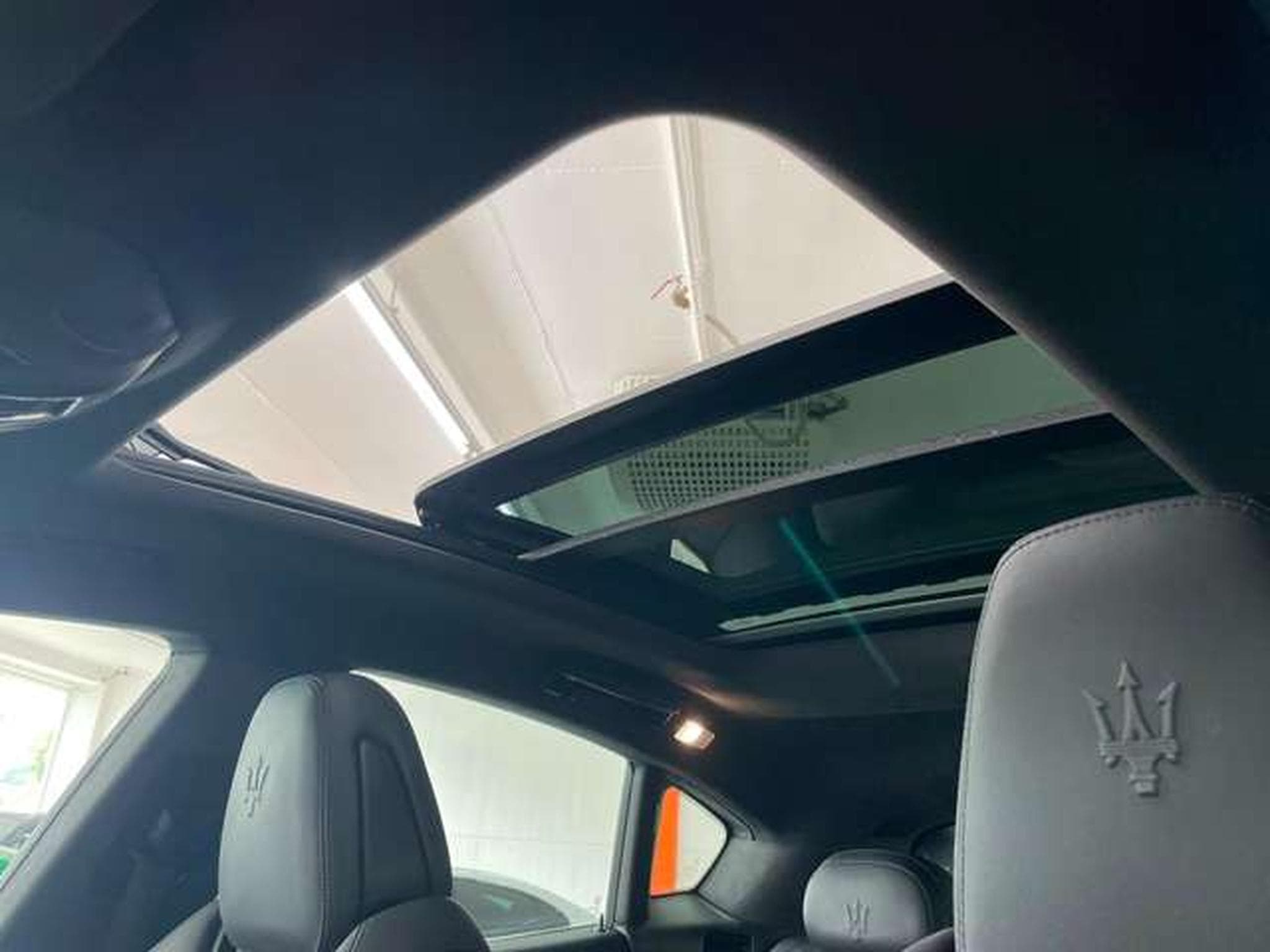 Maserati Levante SQ4 GranSport 430 ch GARANTIE JUSQU'A 36 MOIS (2019) - Photo 33
