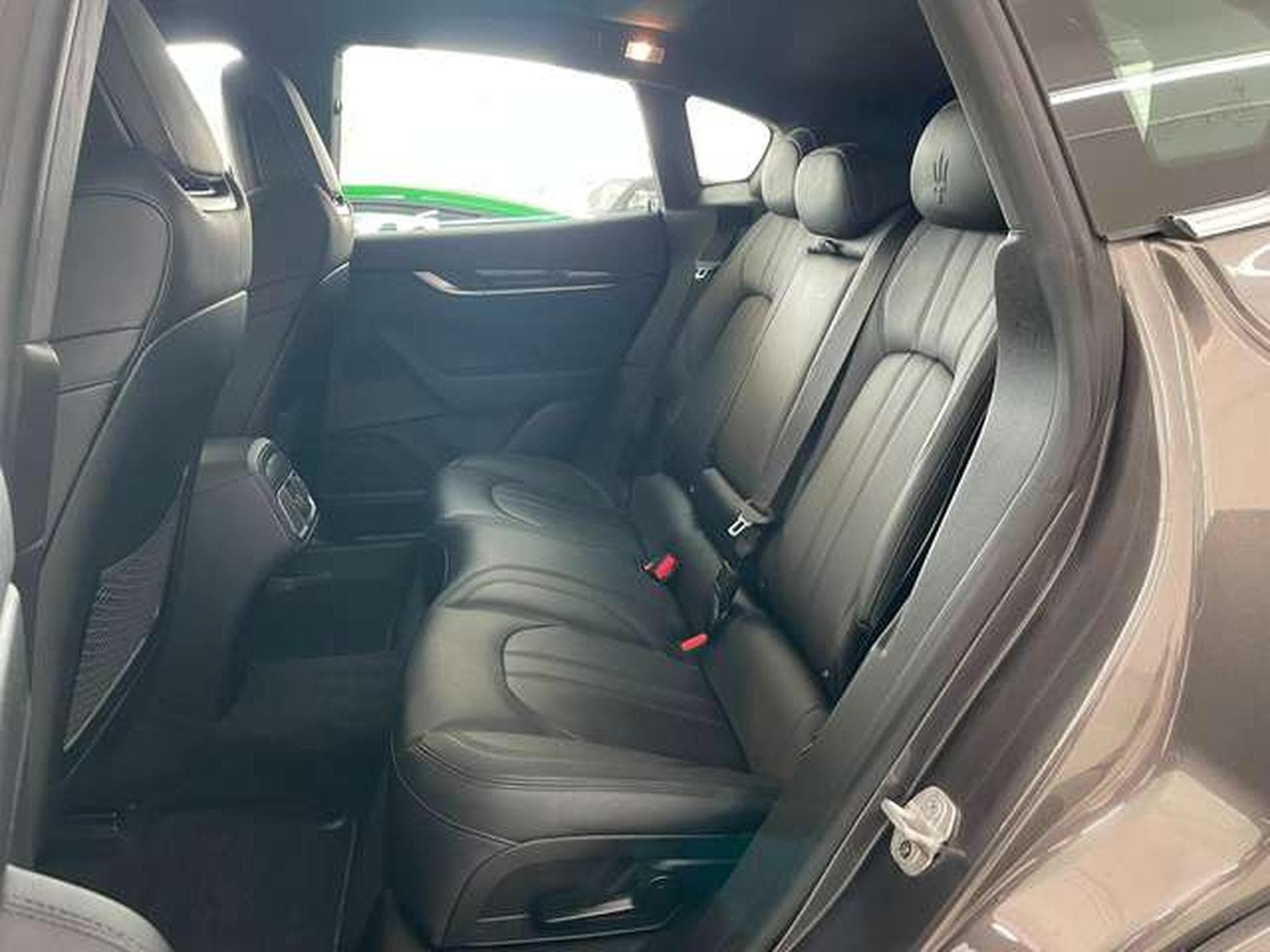 Maserati Levante SQ4 GranSport 430 ch GARANTIE JUSQU'A 36 MOIS (2019) - Photo 35