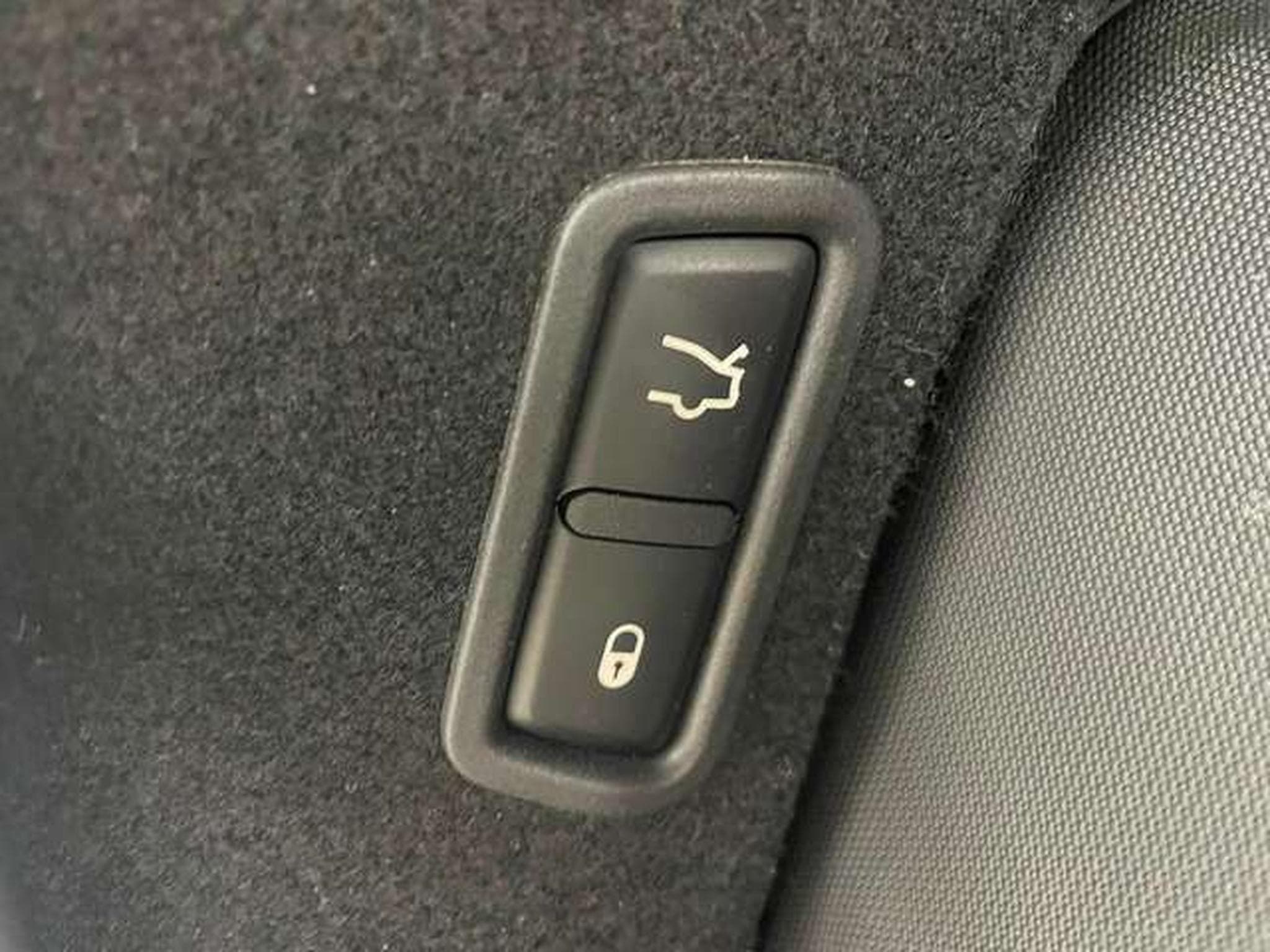 Maserati Levante SQ4 GranSport 430 ch GARANTIE JUSQU'A 36 MOIS (2019) - Photo 39