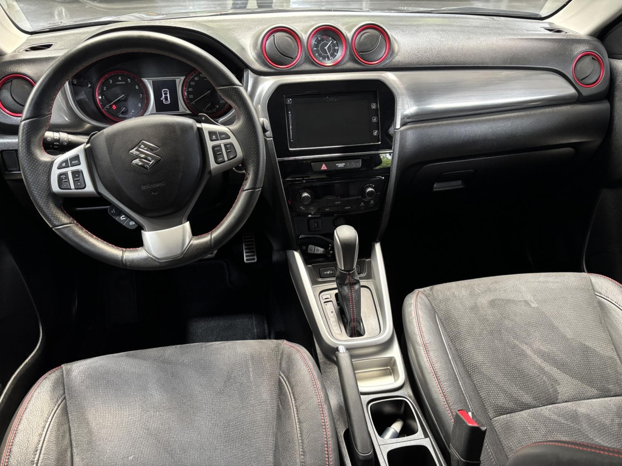 Suzuki Vitara S 1.4 BoostJet 2WD (2018) - Photo 11