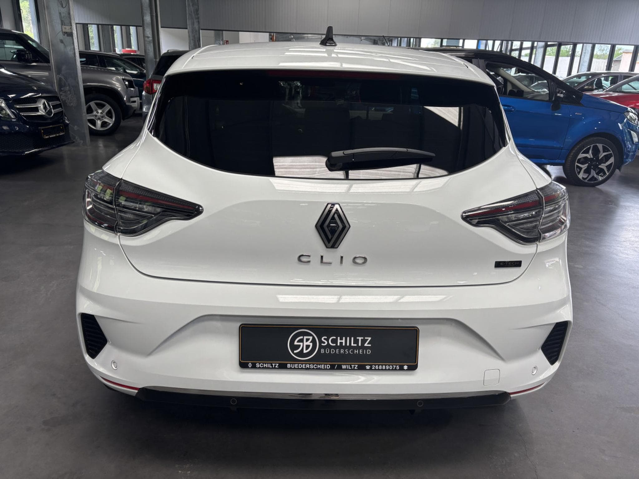 Renault Clio 1.6 Techno E-Tech Hybrid (2024) - Photo 4