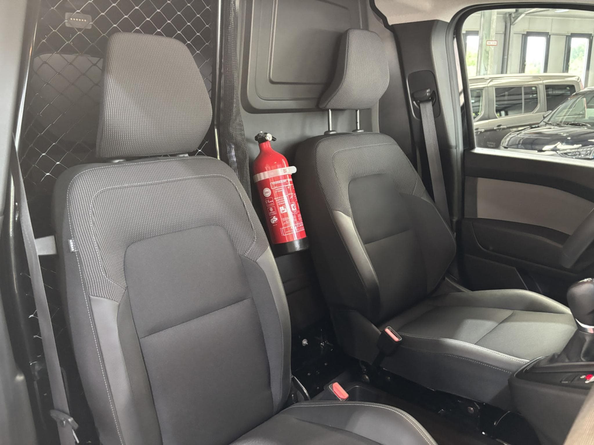 Renault Kangoo 1.5 dCi Advence Van L2 (2025) - Photo 12