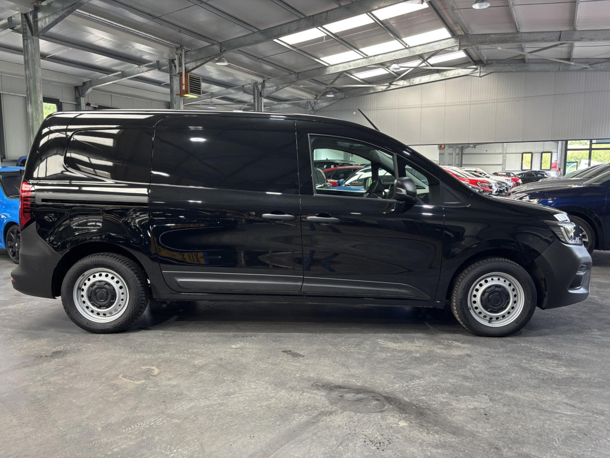 Renault Kangoo 1.5 dCi Advence Van L2 (2025) - Photo 2