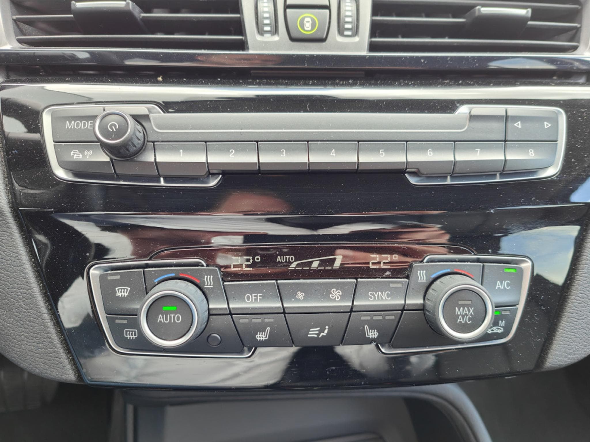BMW X1 X1 XDRIVE25e CARPLAY GPS CUIR LED SIEGES CHAUFF (2021) - Photo 18