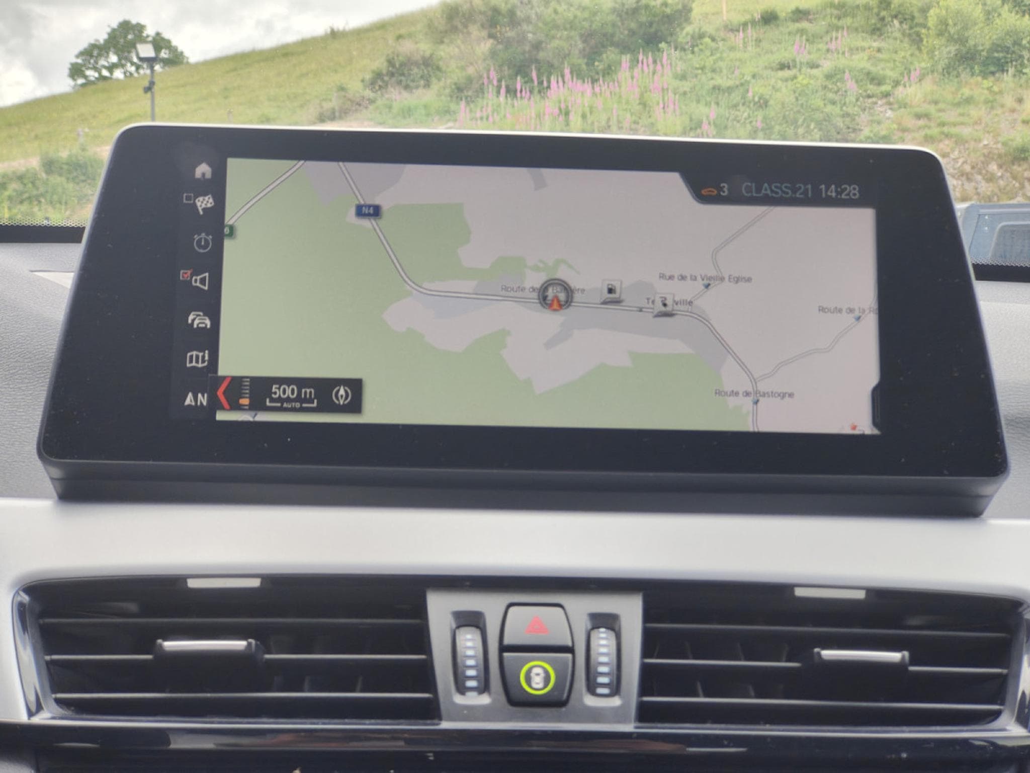 BMW X1 X1 XDRIVE25e CARPLAY GPS CUIR LED SIEGES CHAUFF (2021) - Photo 20