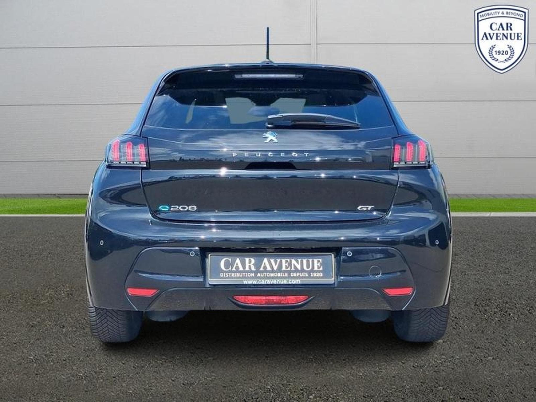 PEUGEOT 208 e-208 136ch GT (2021) - Photo 3