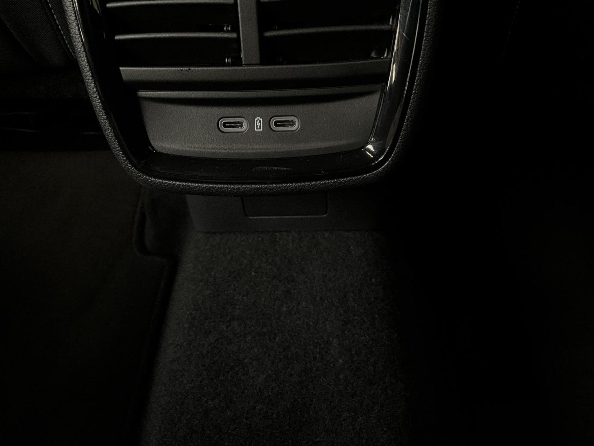 Skoda Kamiq Monte-Carlo+DSG+LED+P.Assisted+P.Park&Go (2025) - Foto 20