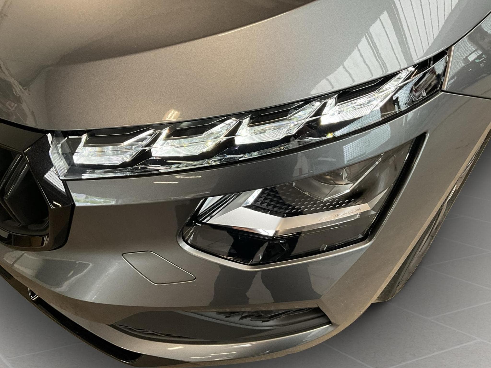 Skoda Kamiq Monte-Carlo+DSG+LED+P.Assisted+P.Park&Go (2025) - Foto 9