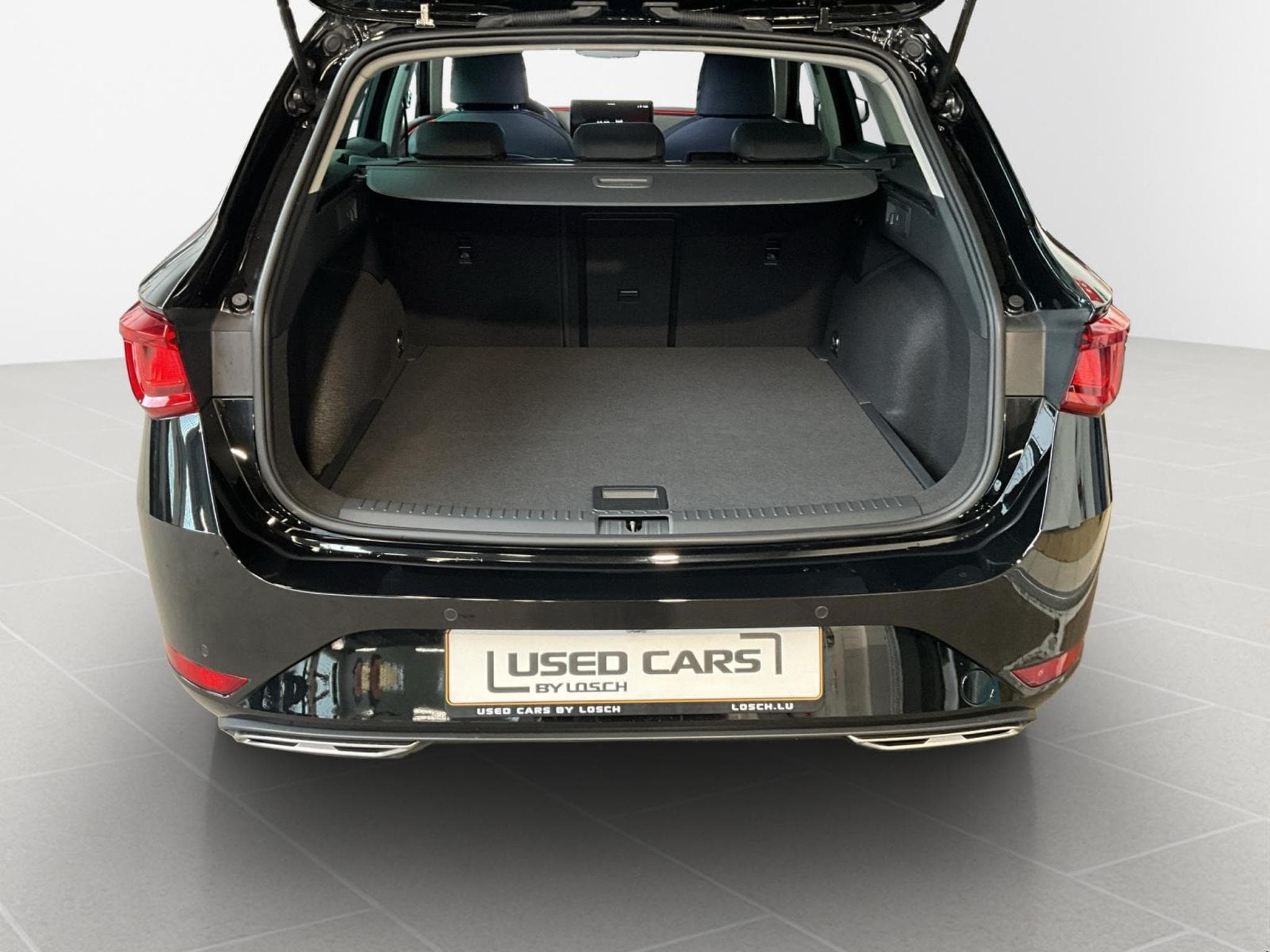 Seat Leon Sportstourer+FR+DSG+P.Driver+P.vision+Matrix-LED (2025) - Foto 19