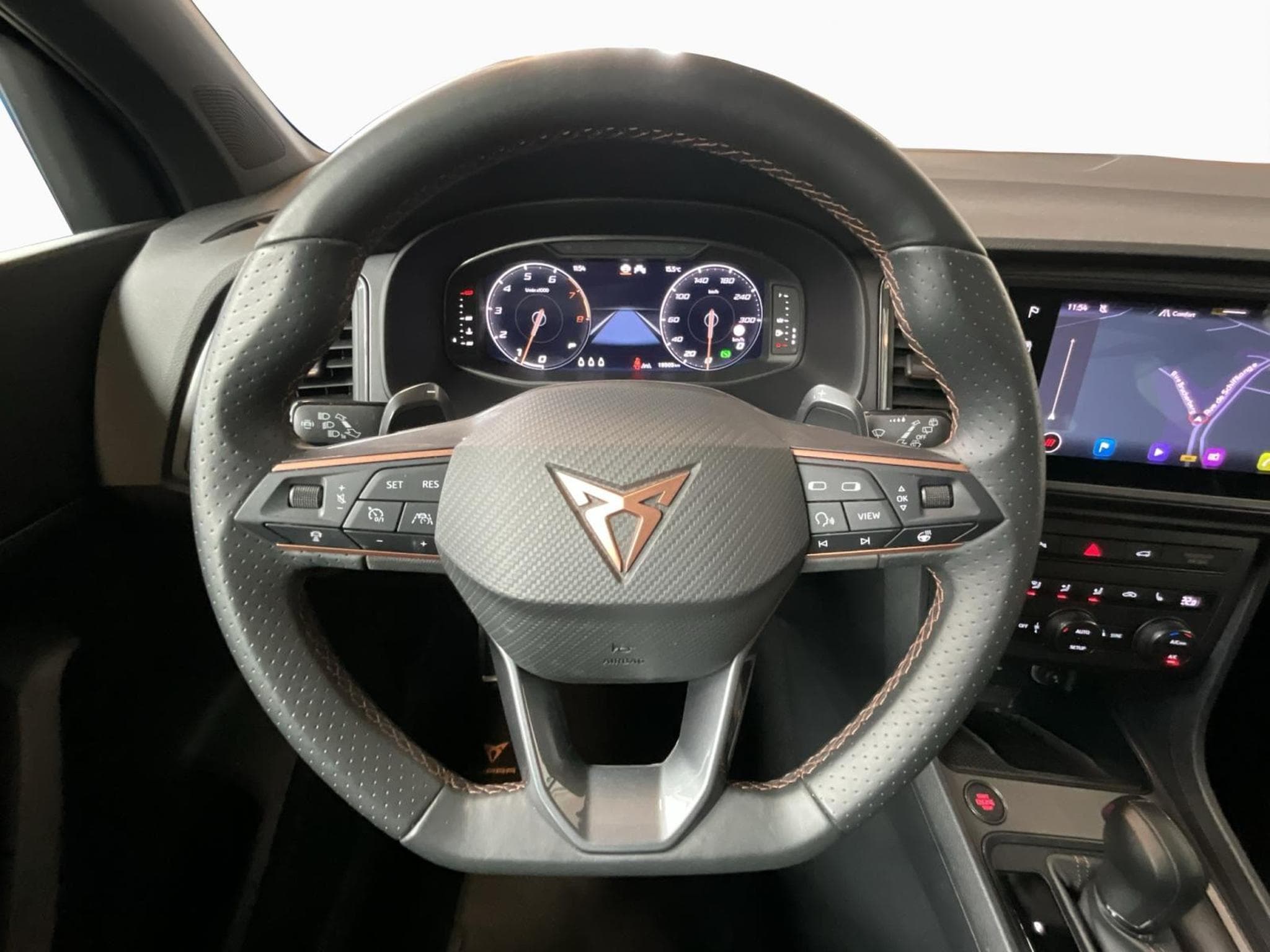 Cupra Ateca DSG+RearView+P.Drive-XL (2025) - Photo 10