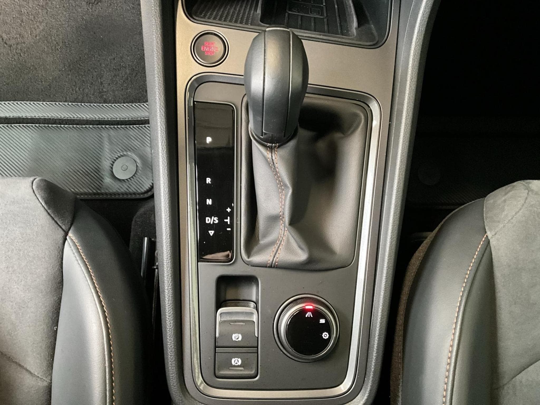 Cupra Ateca DSG+RearView+P.Drive-XL (2025) - Photo 12