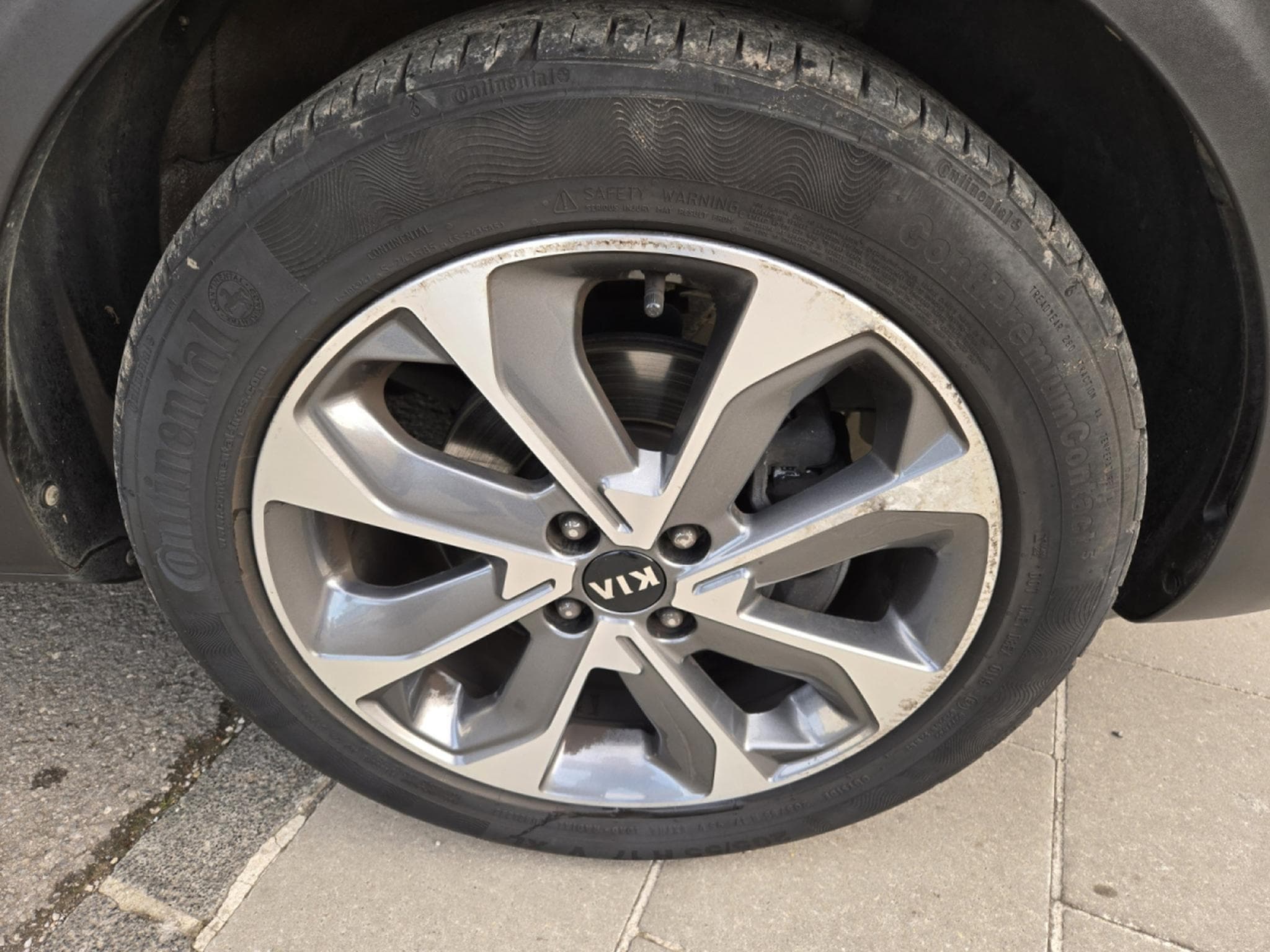 Kia Stonic Fusion 1.4 6AT ISG (2019) - Photo 9