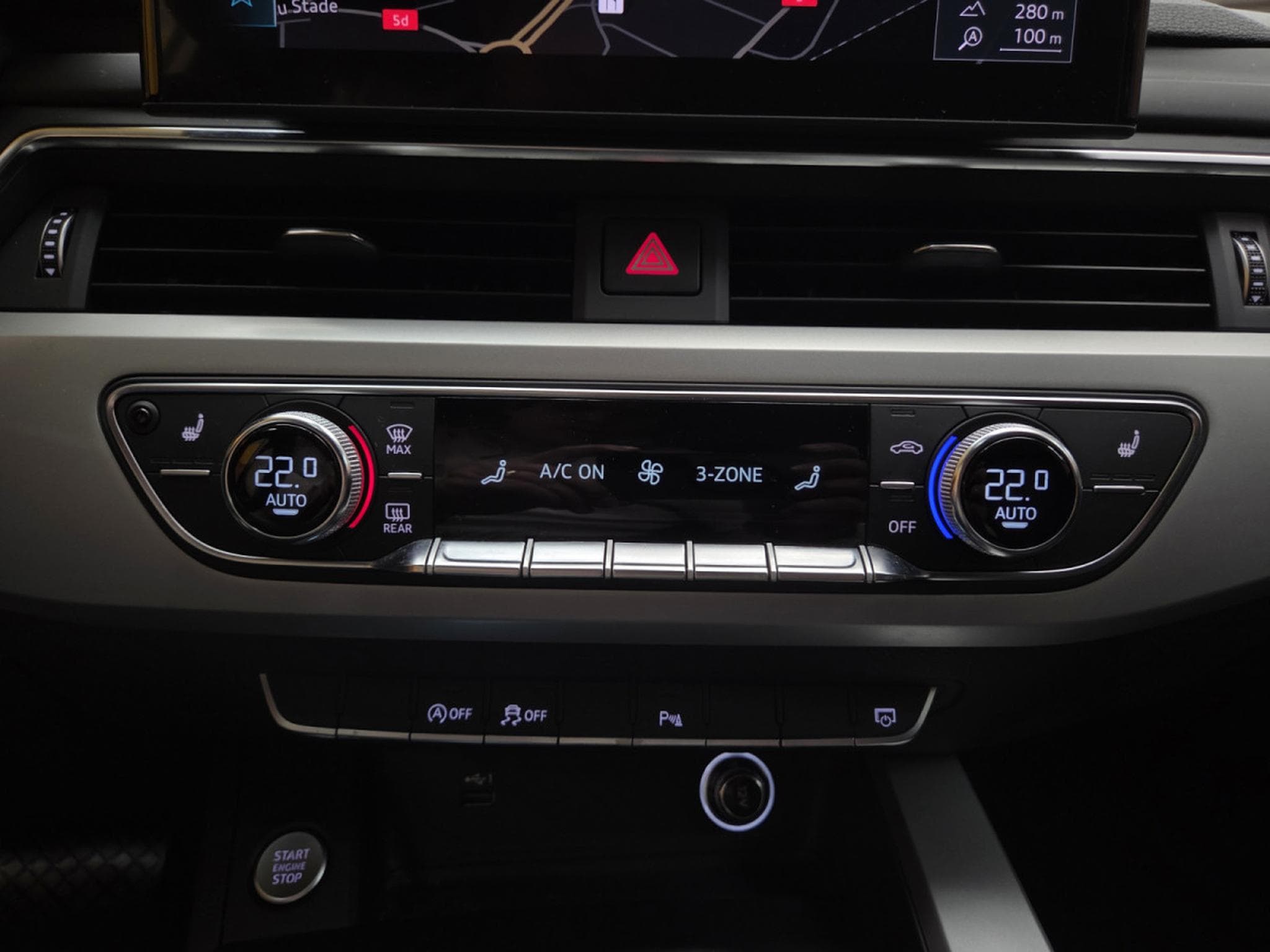 Audi A4 TDI AVANT S-TRONIC 163CV (2020) - Photo 13