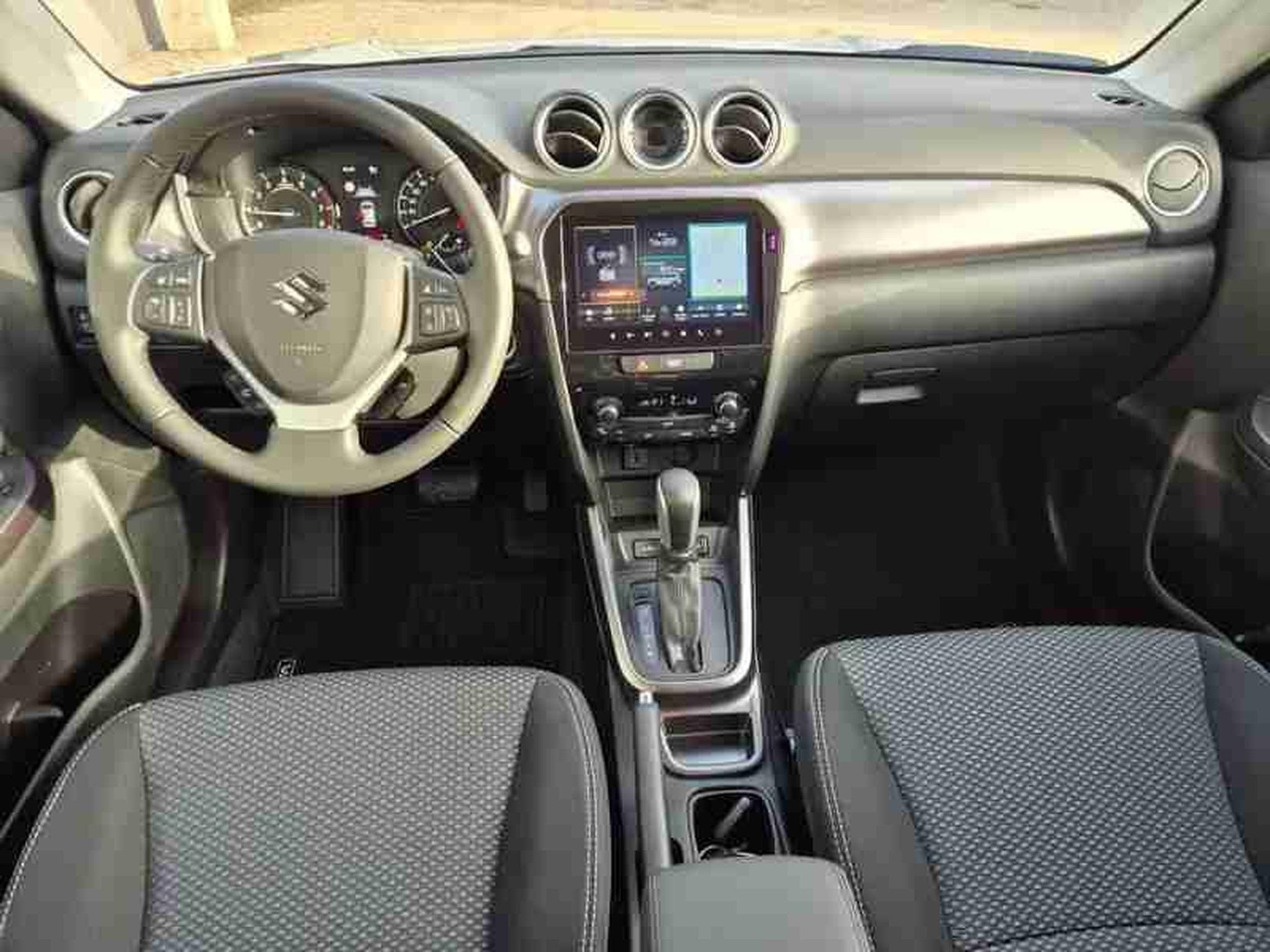 Suzuki Vitara 1.4 Boosterjet 110 MHEV Comfort 4x4 (2026) - Photo 7