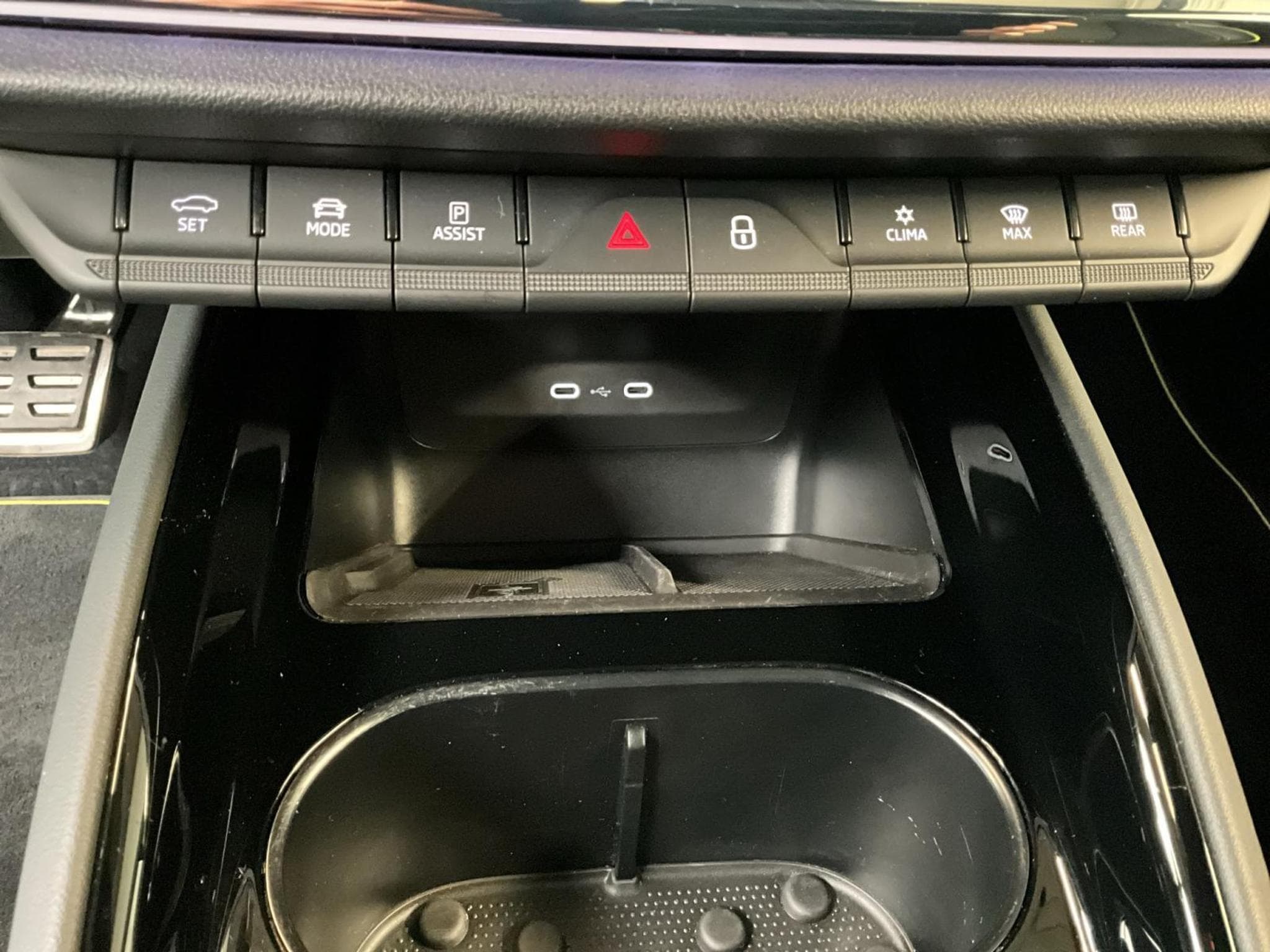 Skoda Enyaq 77kWh+RS+MAXX+4M+AHK+LM21+NAVI (2023) - Photo 21