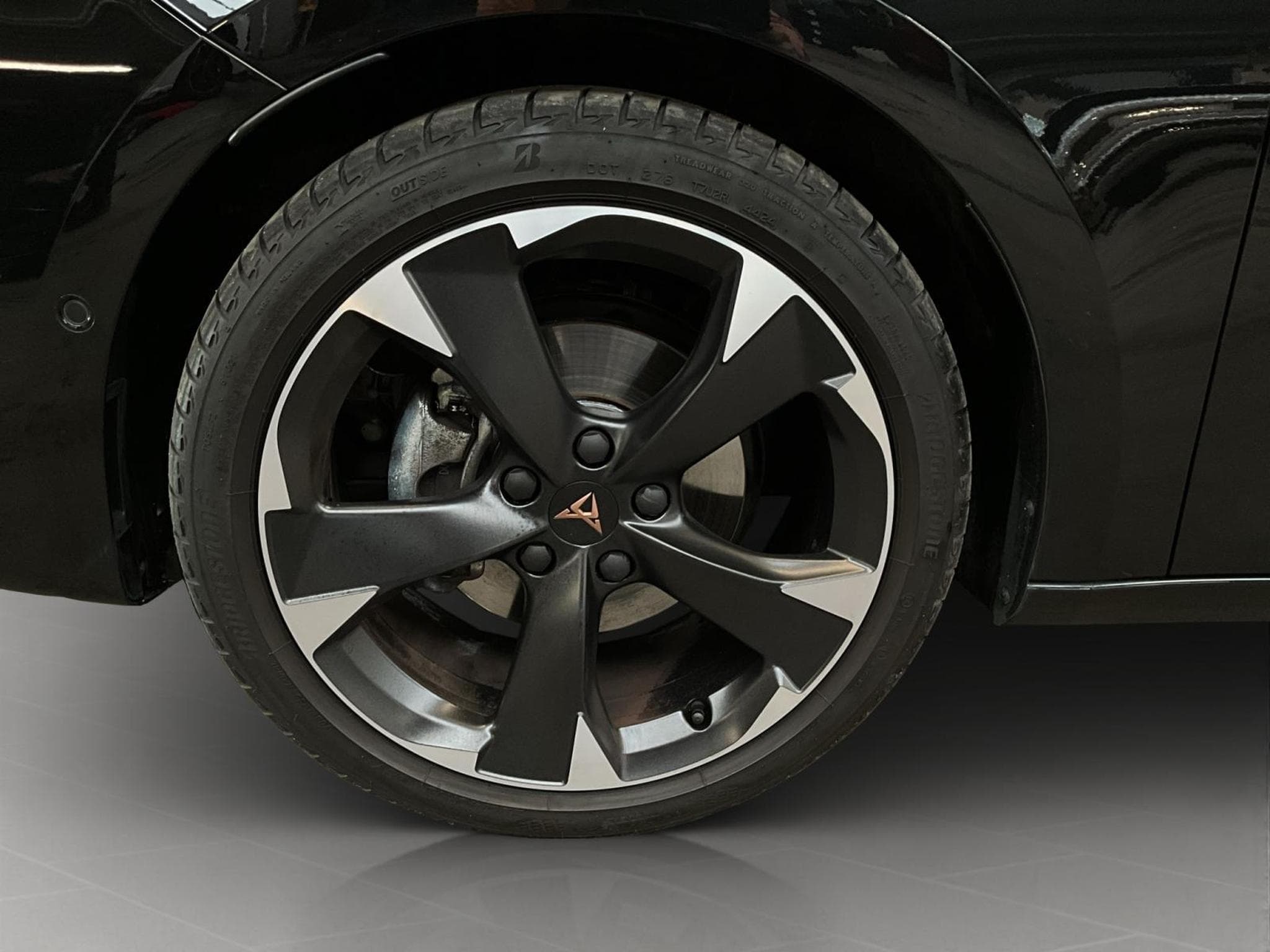 Cupra Leon TDI+DSG+Sennheiser+Pure-Perf.+Dynamic-Design (2025) - Photo 8