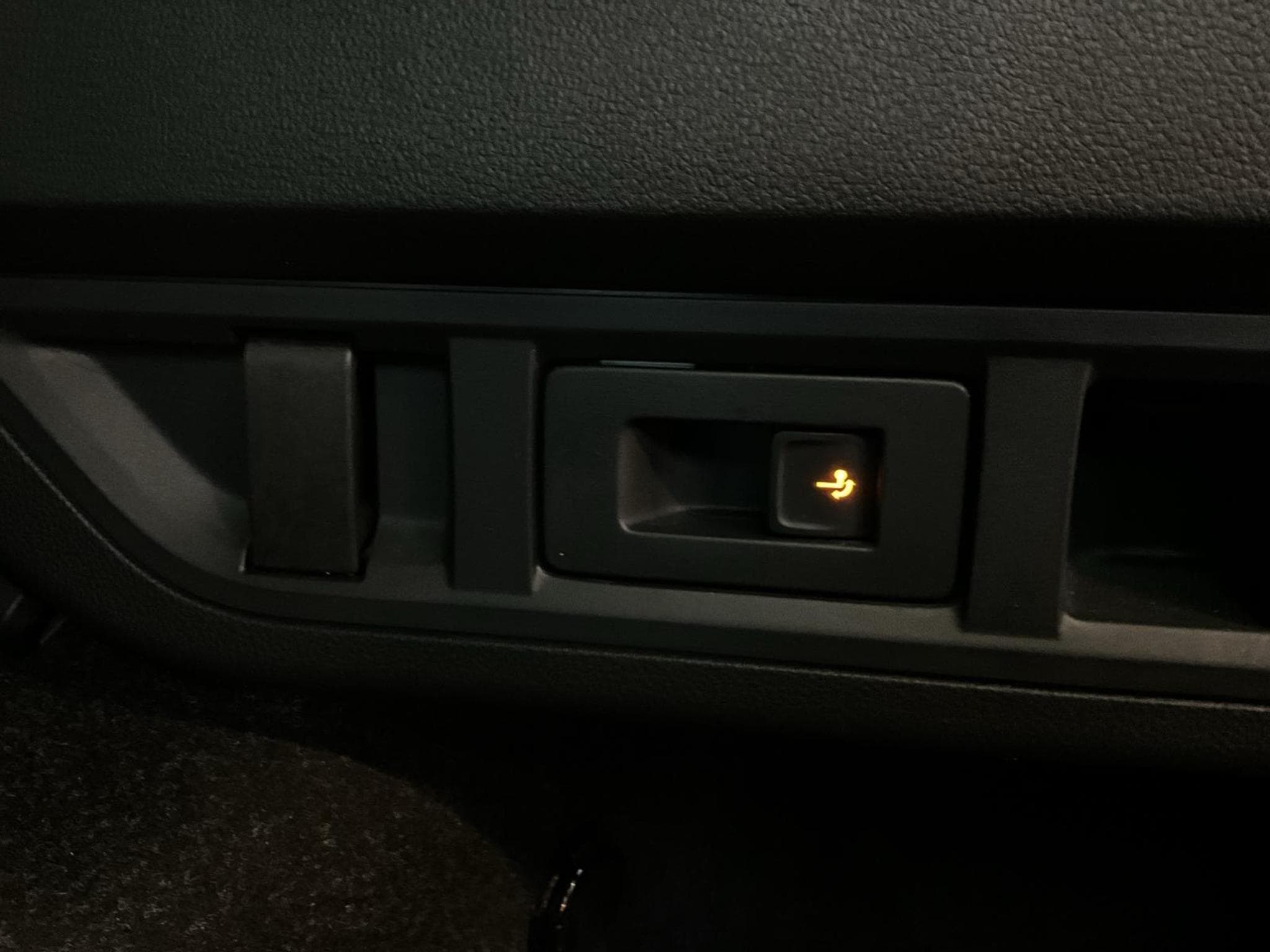 Skoda Octavia Combi+RS+DSG+Pano+360+AHK (2024) - Photo 20