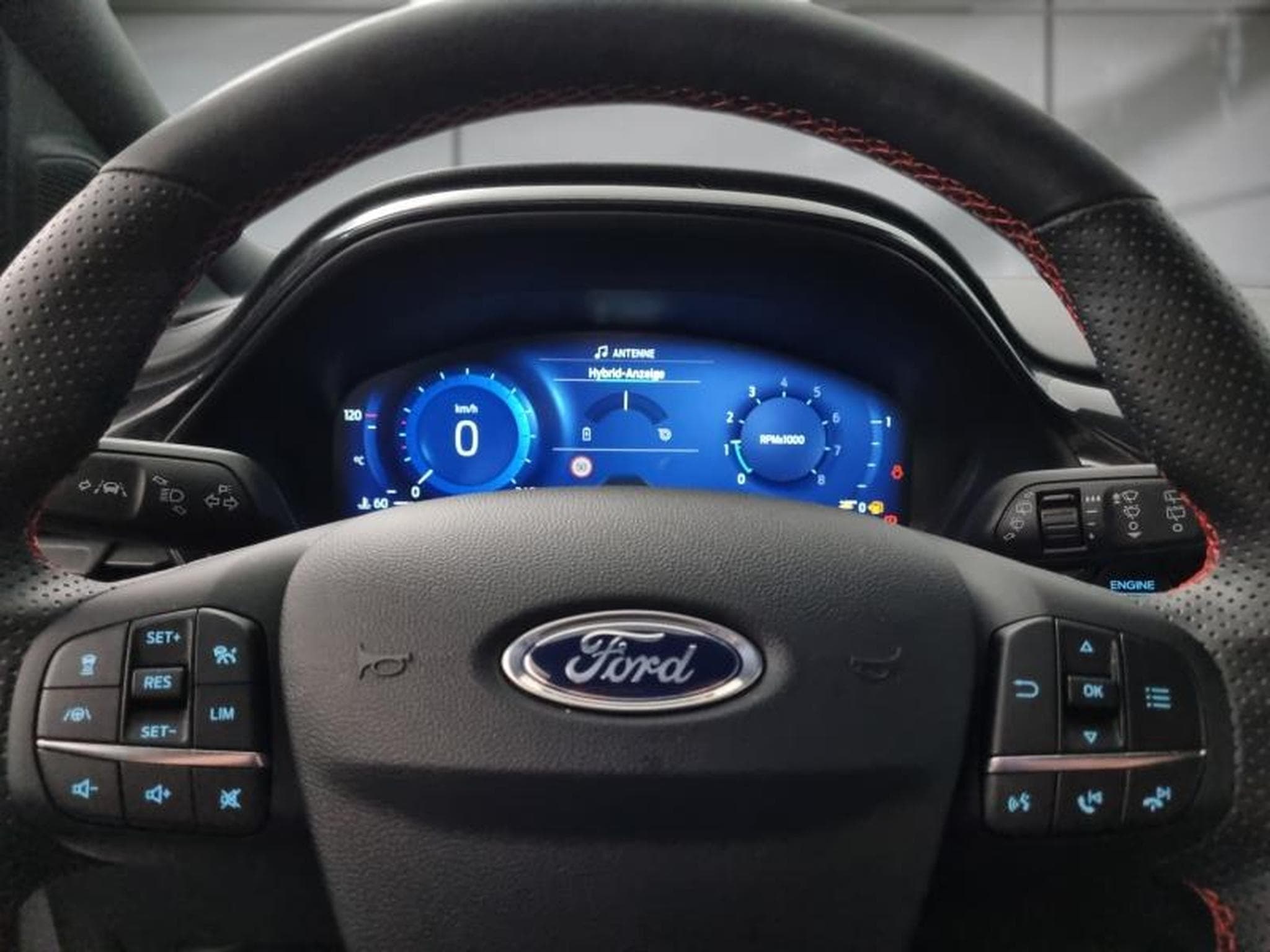 Ford Puma 1.0 EcoBoost 155ch S&S mHEV ST-Line X Powershift (2023) - Photo 18