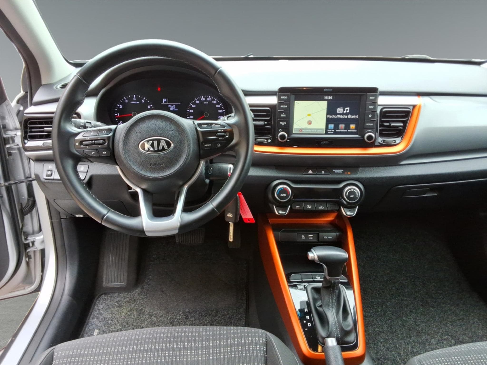 Kia Stonic Fusion 1.4 6AT ISG (2019) - Photo 12