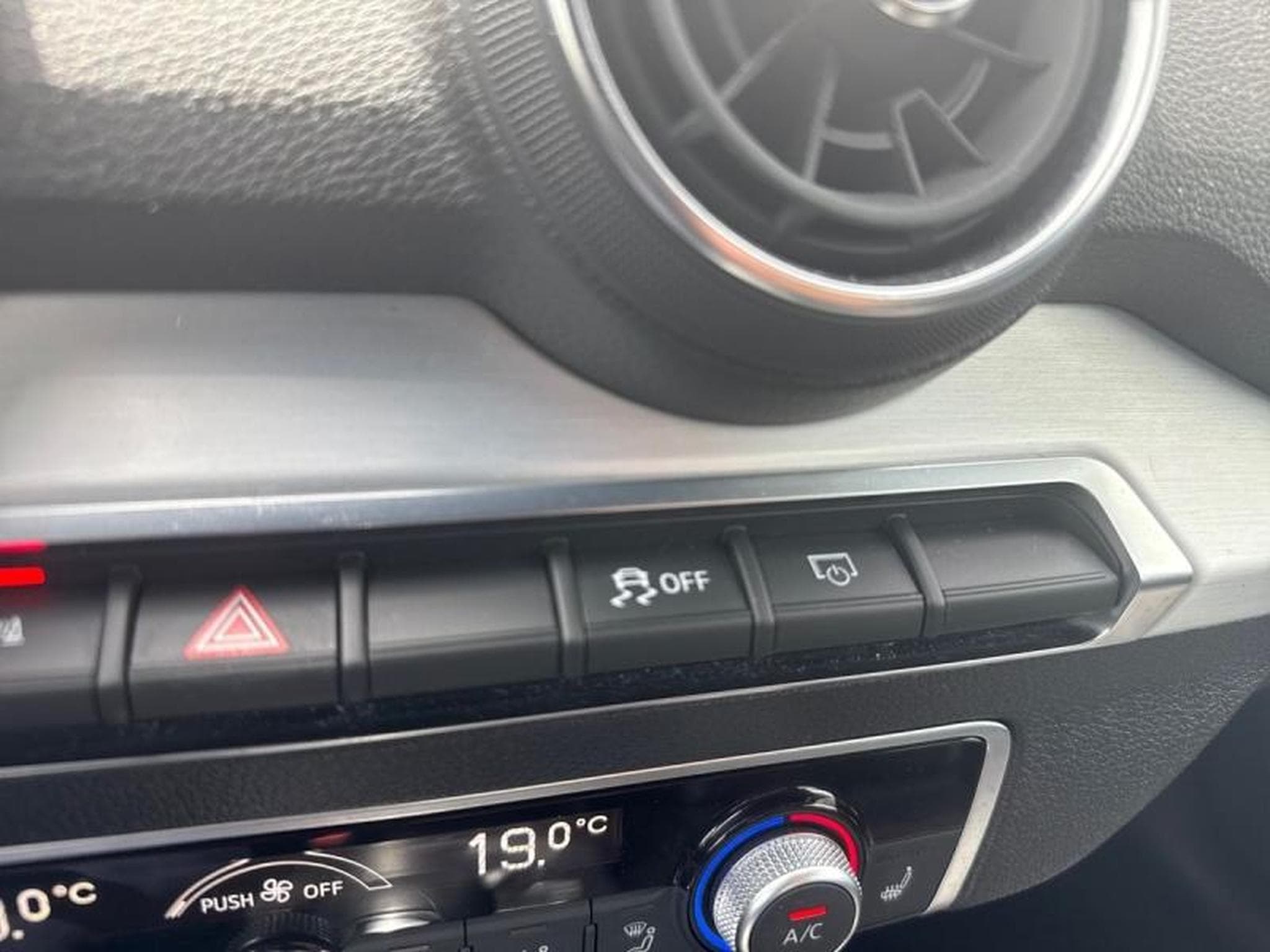 AUDI Q2 35 TDI 150ch Business line quattro S tronic 7 Euro6d-T (2019) - Foto 11