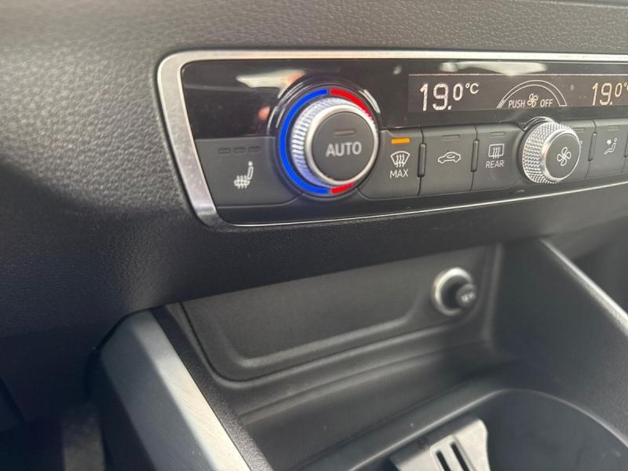 AUDI Q2 35 TDI 150ch Business line quattro S tronic 7 Euro6d-T (2019) - Foto 12