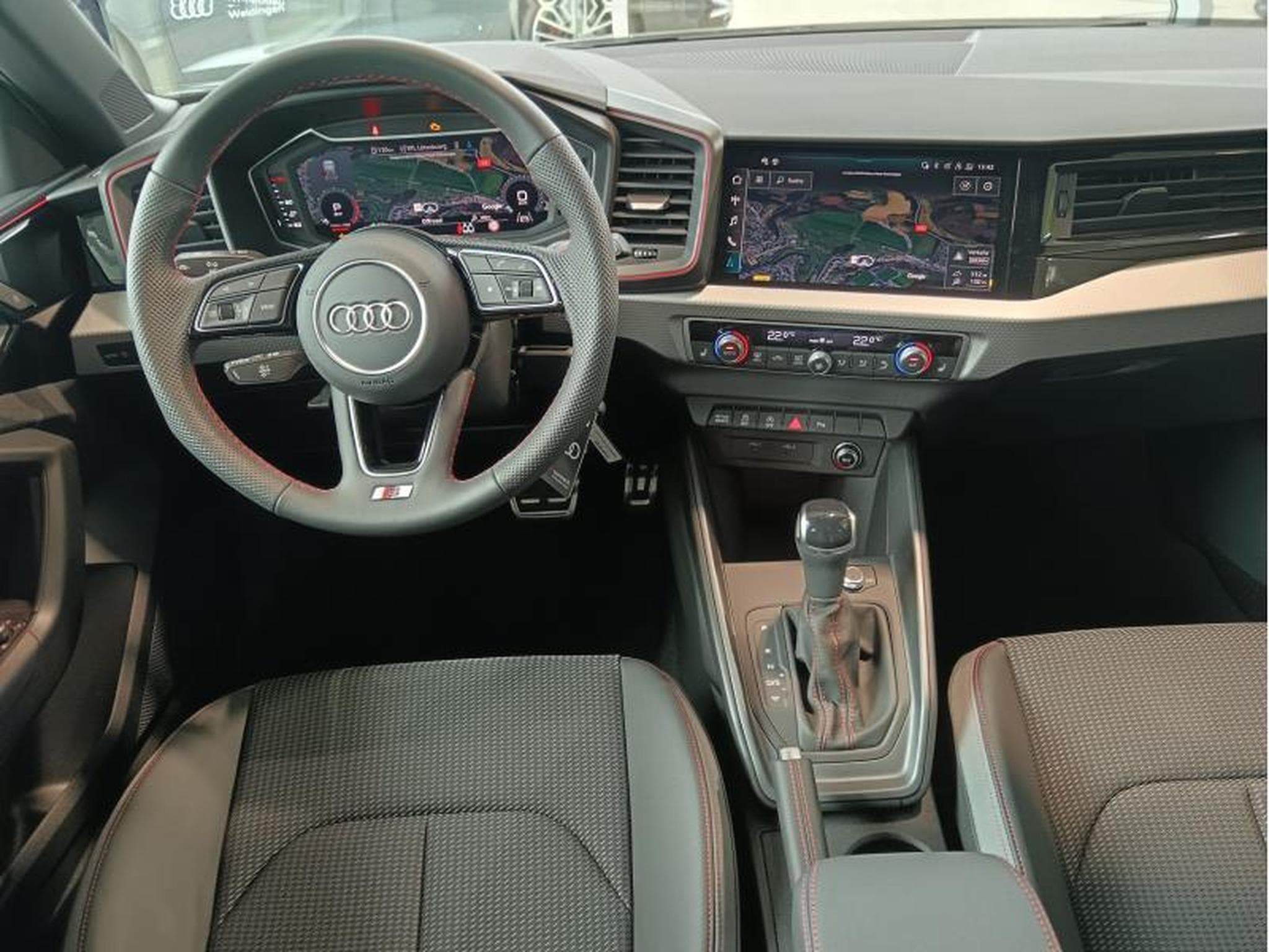 Audi A1 Sportback S-line TFSI 152 kW s-tronic (2026) - Photo 8