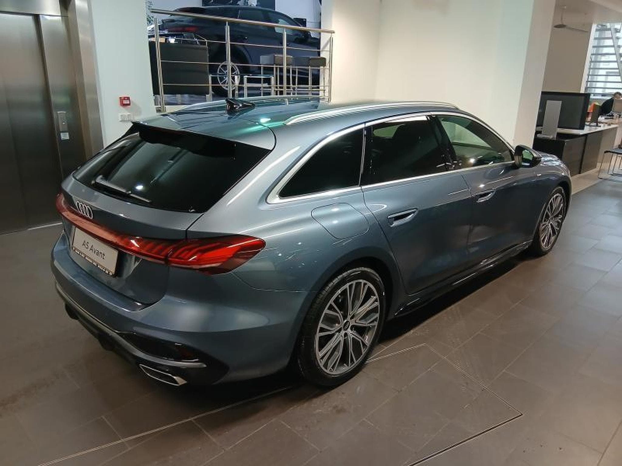 Audi A5 Avant TFSI 110 kW s-tronic (2026) - Photo 4