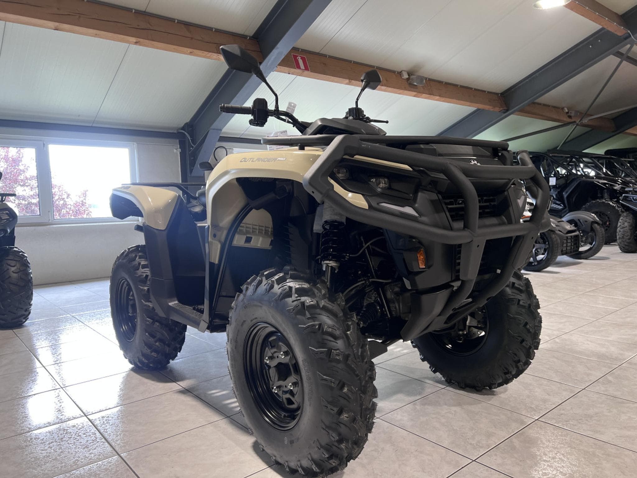 BRP Can-Am Outlander Pro HD5 T3B 60KM/H (2026) - Photo 8