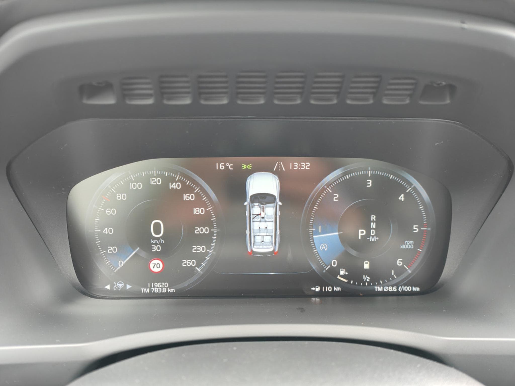 Volvo XC90 B5 AWD R-DESIGN 7 PLACES TOIT OUVRANT CARPLAY CAMERA (2019) - Foto 22