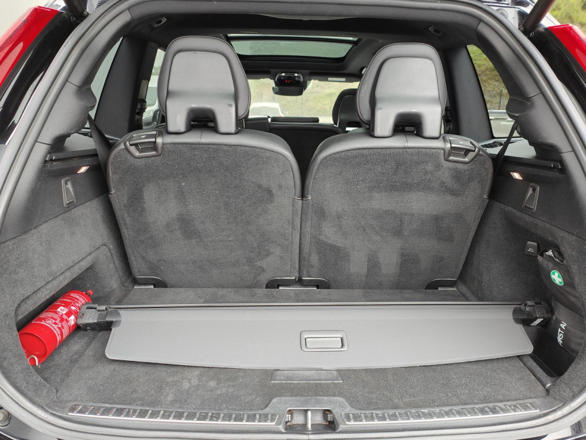 Volvo XC90 B5 AWD R-DESIGN 7 PLACES TOIT OUVRANT CARPLAY CAMERA (2019) - Foto 9