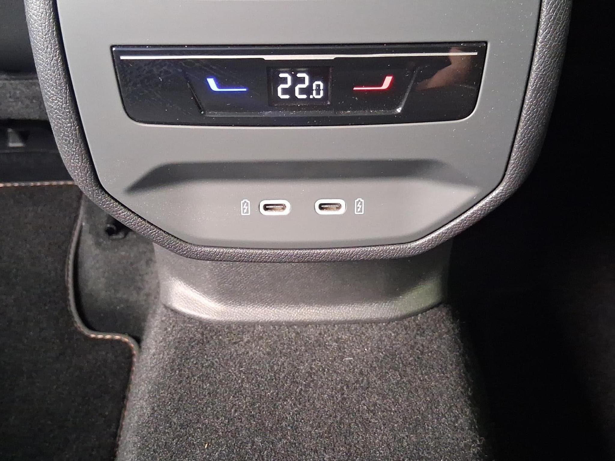 Cupra Leon VZ+DSG+Dinamica+Pure-Perf.Int.-Drive (2025) - Photo 20