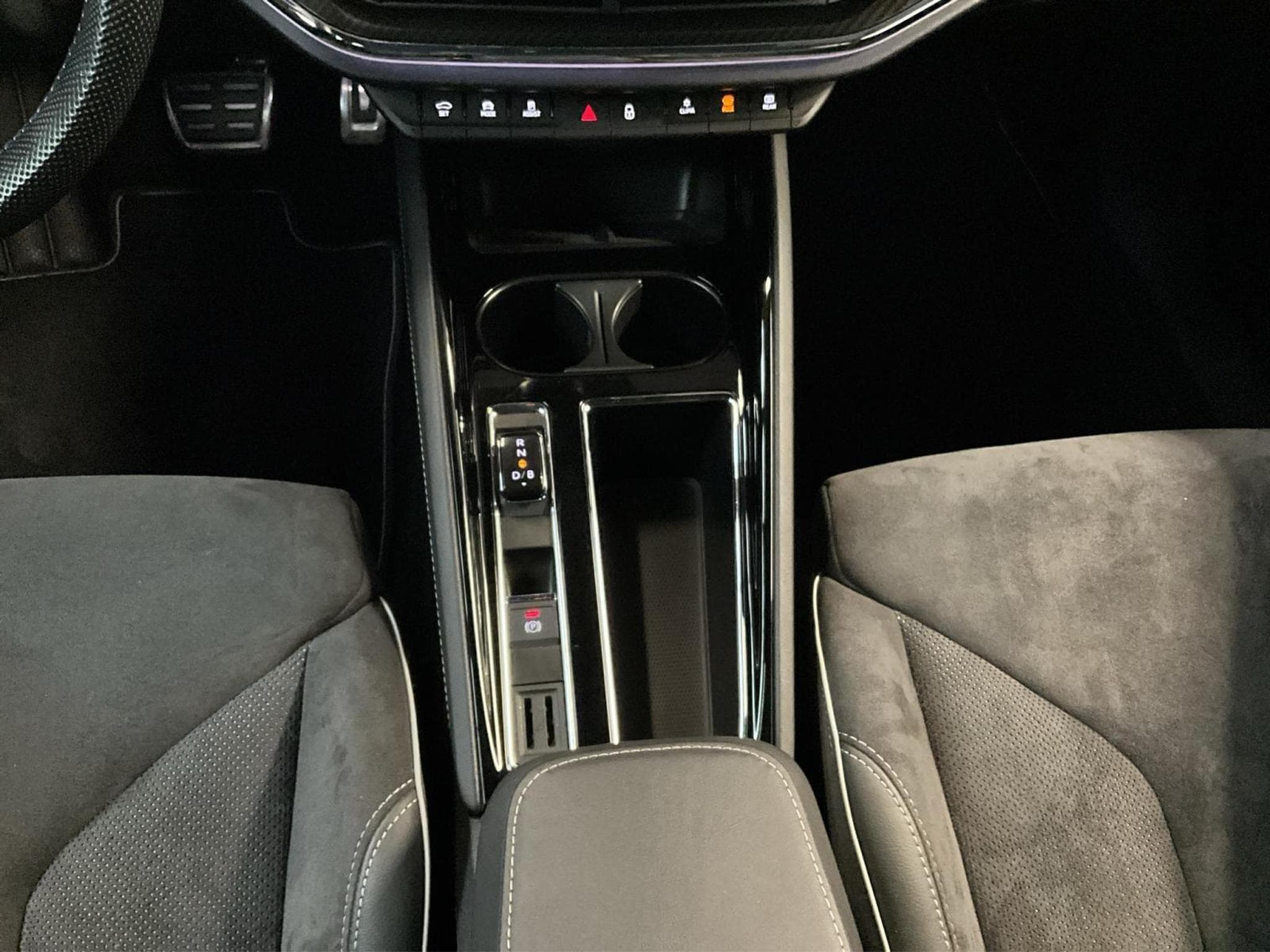 Skoda Enyaq 77kWh+iV80+Sportline+Wärme-pumpe+Comfort (2022) - Photo 12