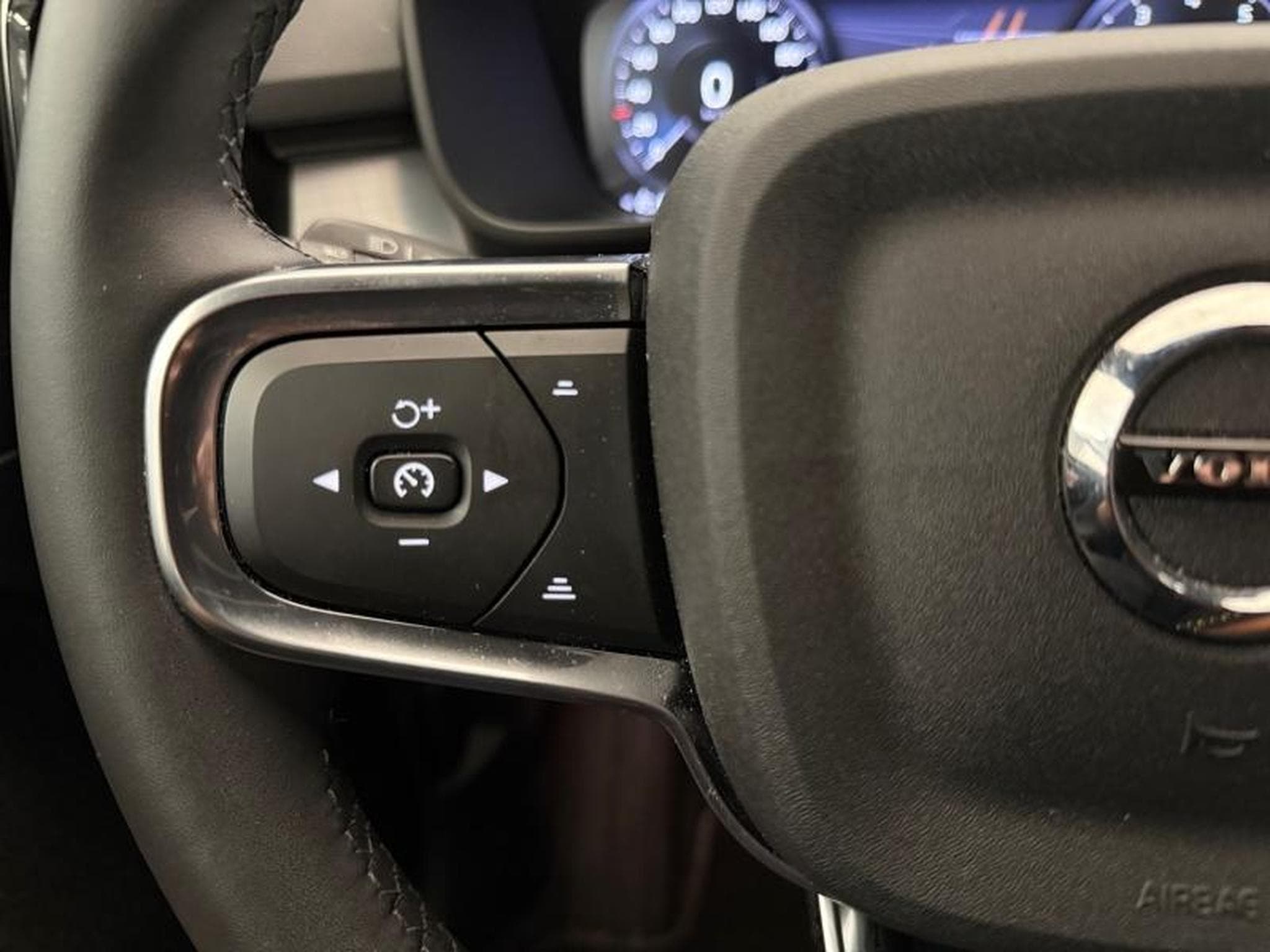 Volvo XC40 1,5 129CH Core (2024) - Photo 16