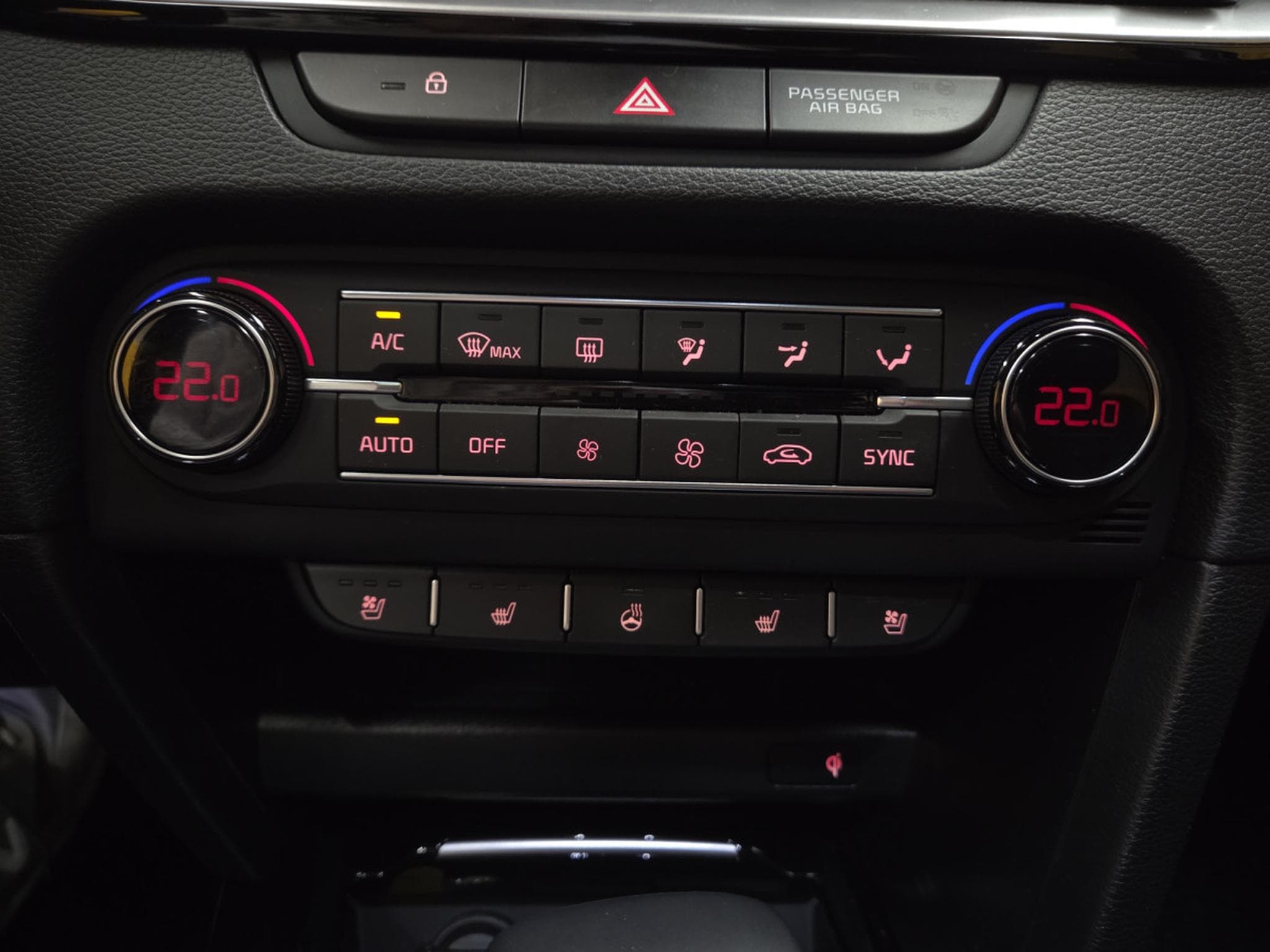 Kia XCeed CRDI 136CV AUTO. (2020) - Photo 19