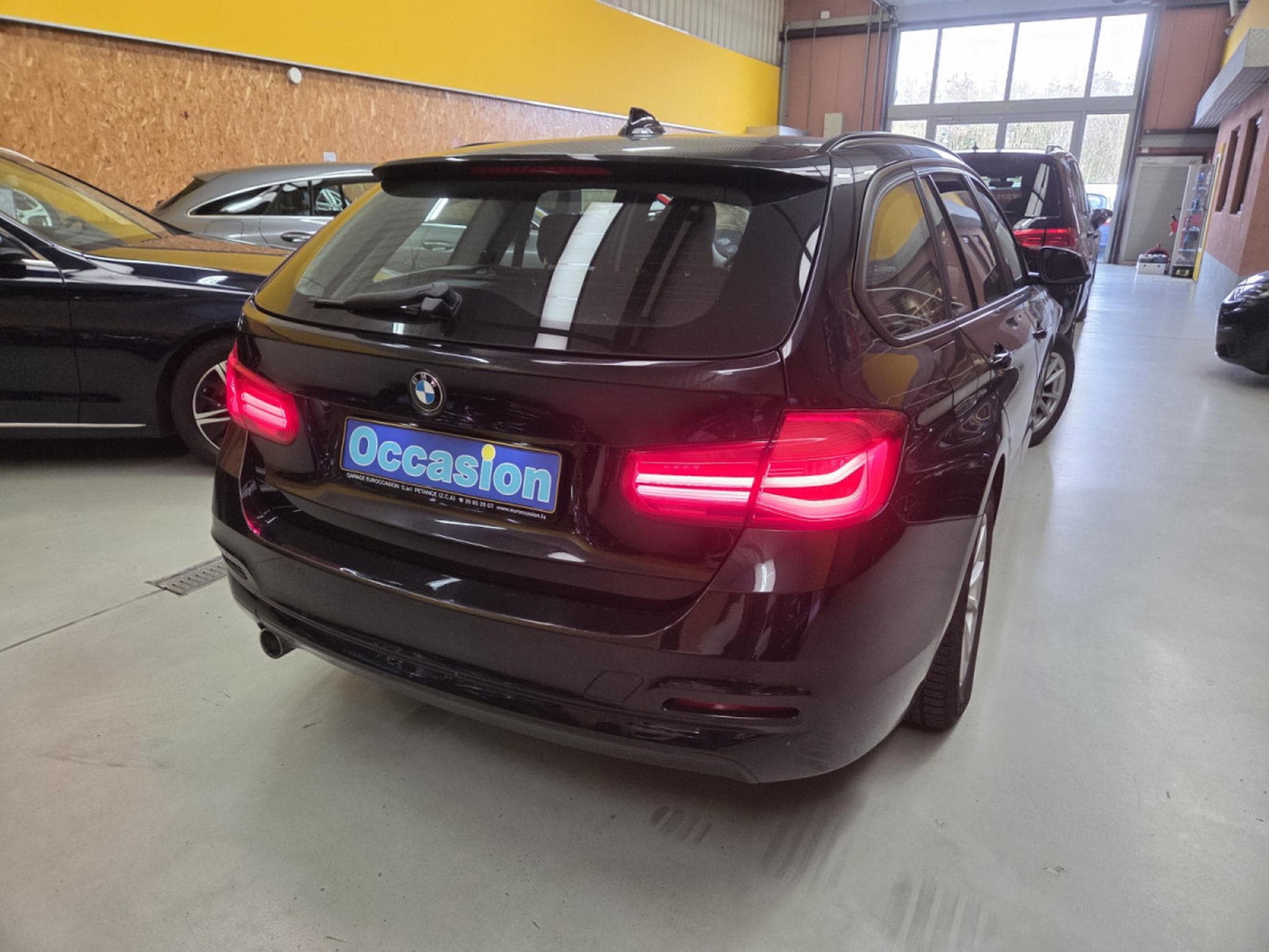 BMW 318 d Touring advantage 136CV (2018) - Photo 4