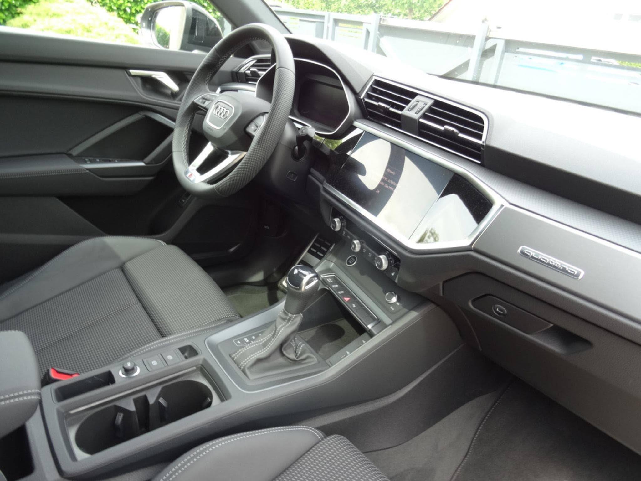 Audi Q3 Sportback S-Line 45 TFSI 245CV quattro S (2025) - Photo 7