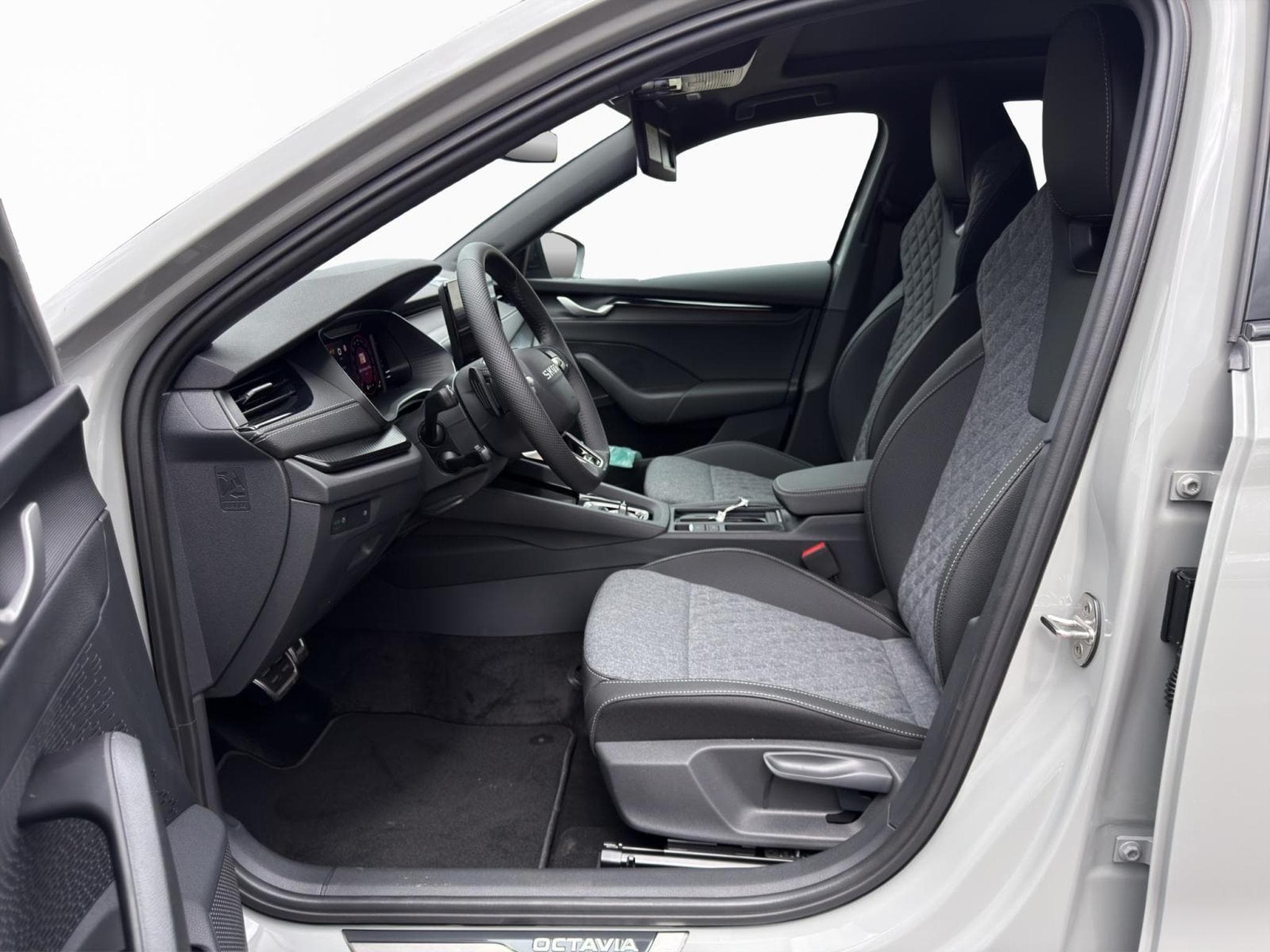 Skoda Octavia Sportline (2026) - Photo 8