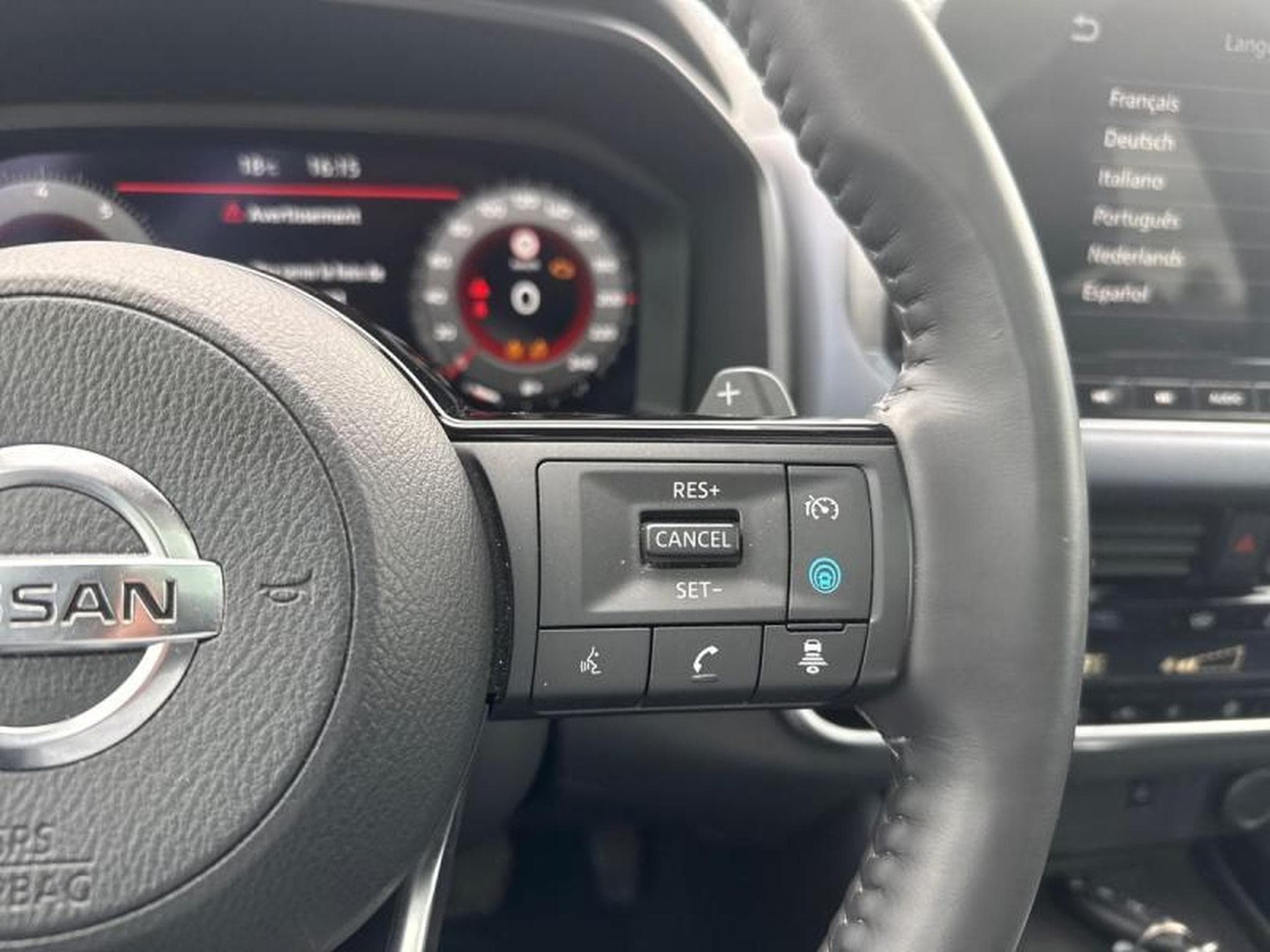 Nissan Qashqai TEKNA (2021) - Foto 23