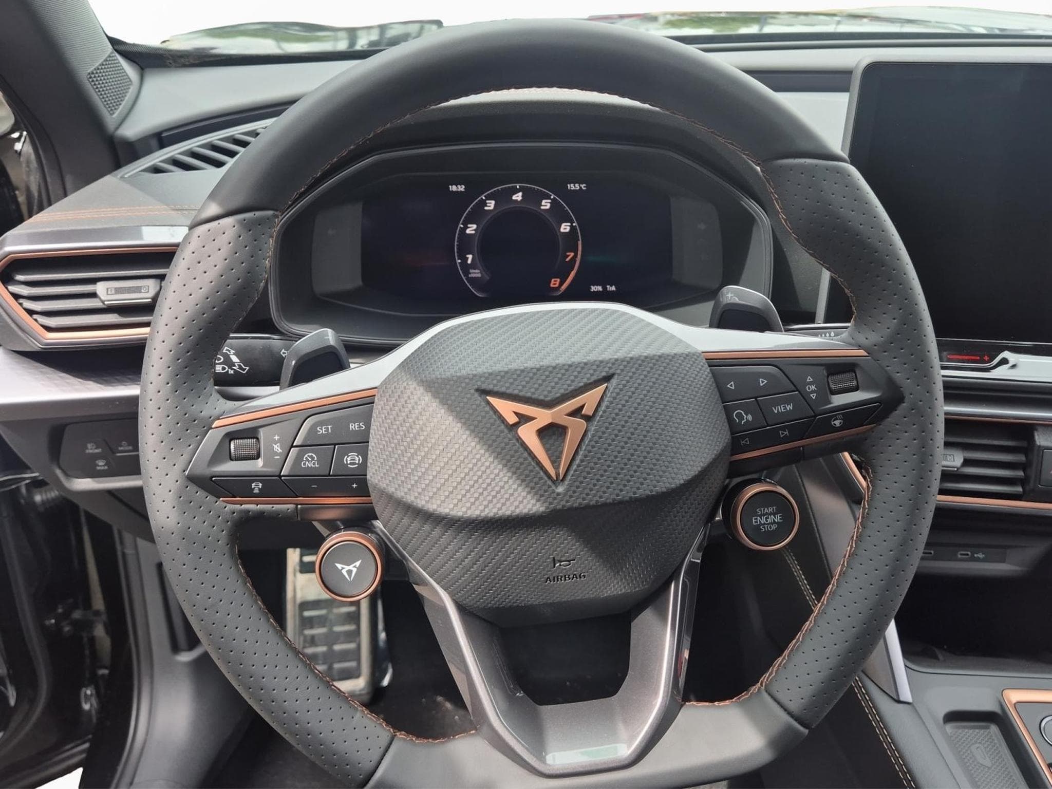 Cupra Formentor 1.5 eTSI 150ch (2026) - Foto 9