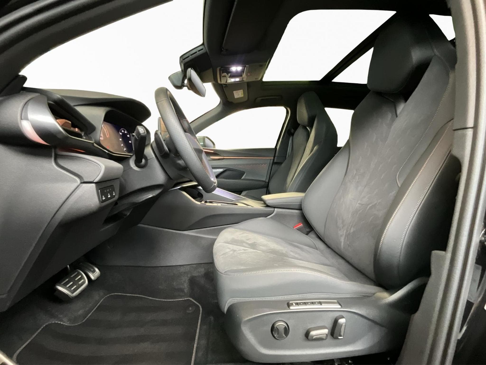Cupra Terramar DSG+4Drive+immersive-Sennheiser+AHK+Pano (2025) - Foto 9