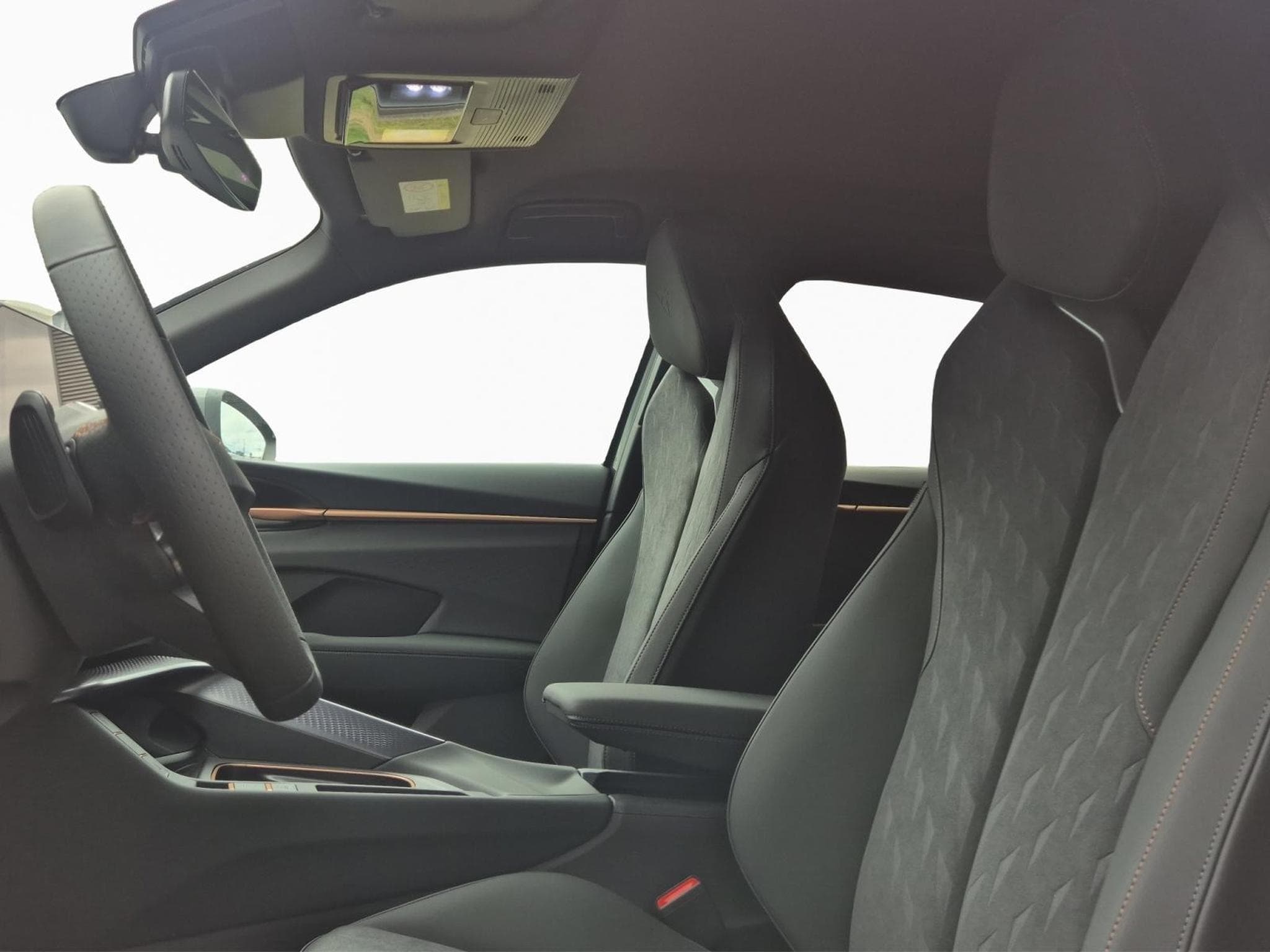 Cupra Terramar 1.5 eTSI 150ch (2026) - Foto 3