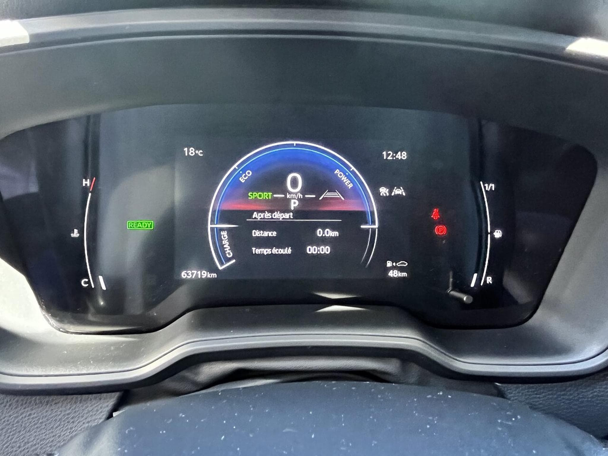 Toyota Corolla TOURING HYBRIDE 122 CH - LED -Caméra - Cruise - Garantie - (2024) - Photo 15