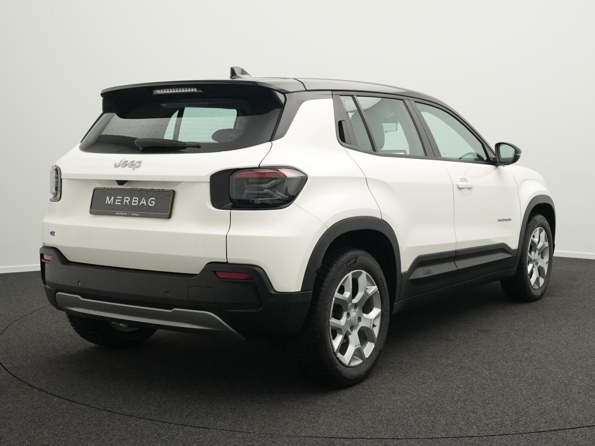 Jeep Avenger Altitude (2023) - Photo 3