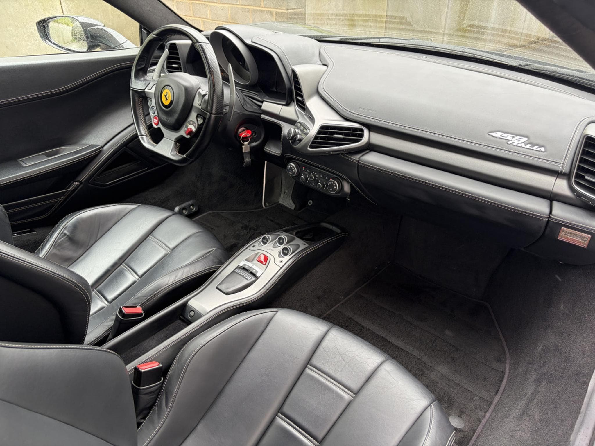 Ferrari 458 Ferrari 458 Italia 4.5 V8 570ch/Leder/20/Xénon/ (2012) - Photo 12