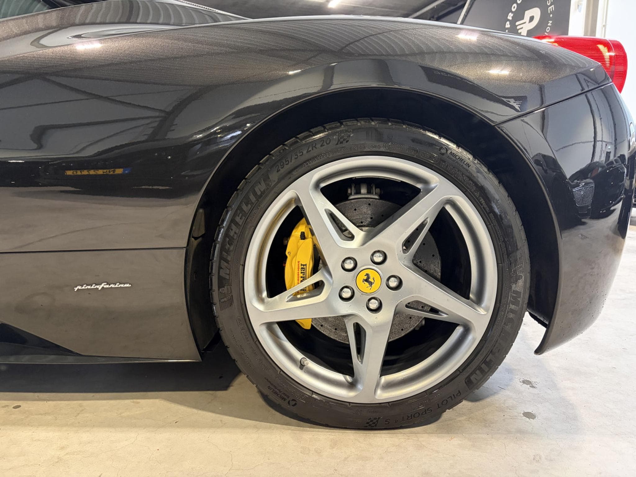 Ferrari 458 Ferrari 458 Italia 4.5 V8 570ch/Leder/20/Xénon/ (2012) - Photo 23