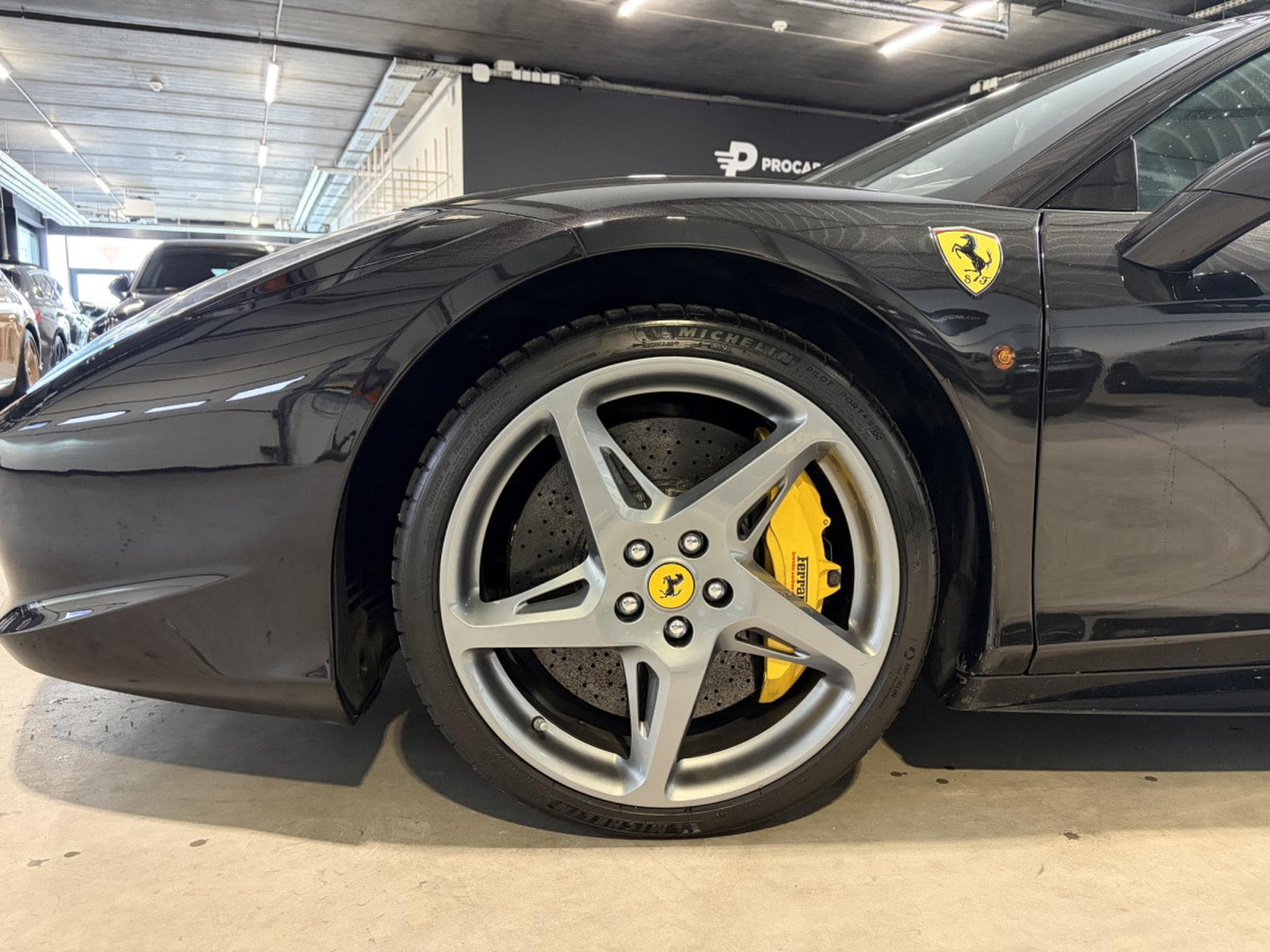 Ferrari 458 Ferrari 458 Italia 4.5 V8 570ch/Leder/20/Xénon/ (2012) - Photo 24