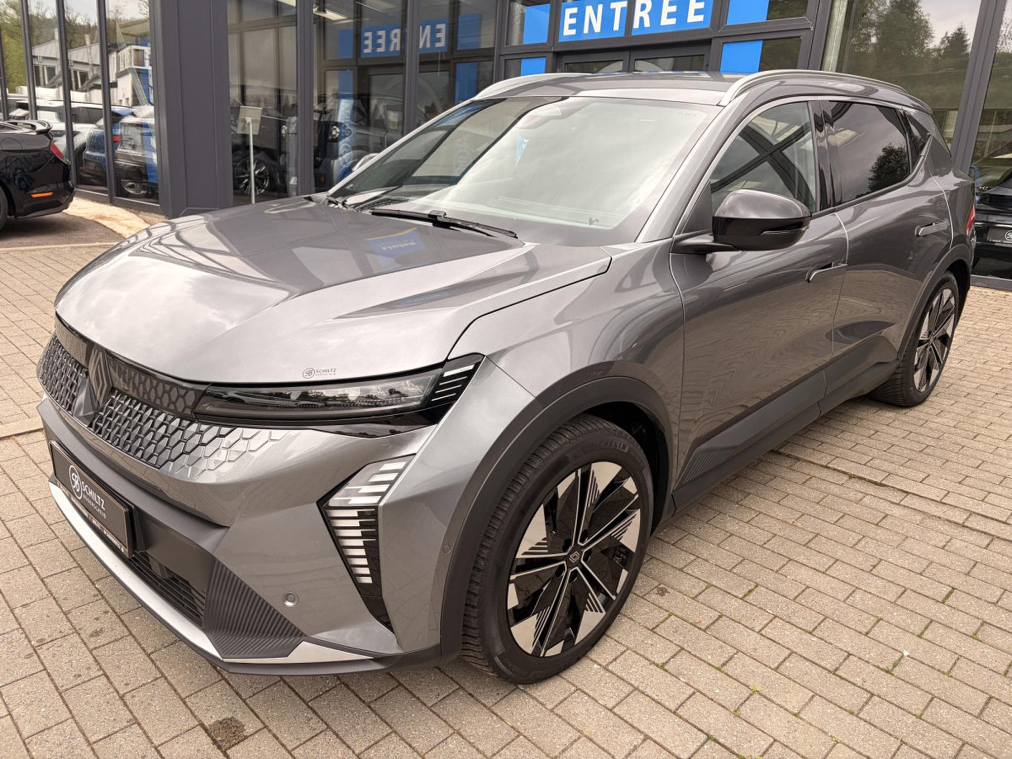 Renault Scenic E-TECH Electric 220 Long Range Techno (2024) - Photo 6
