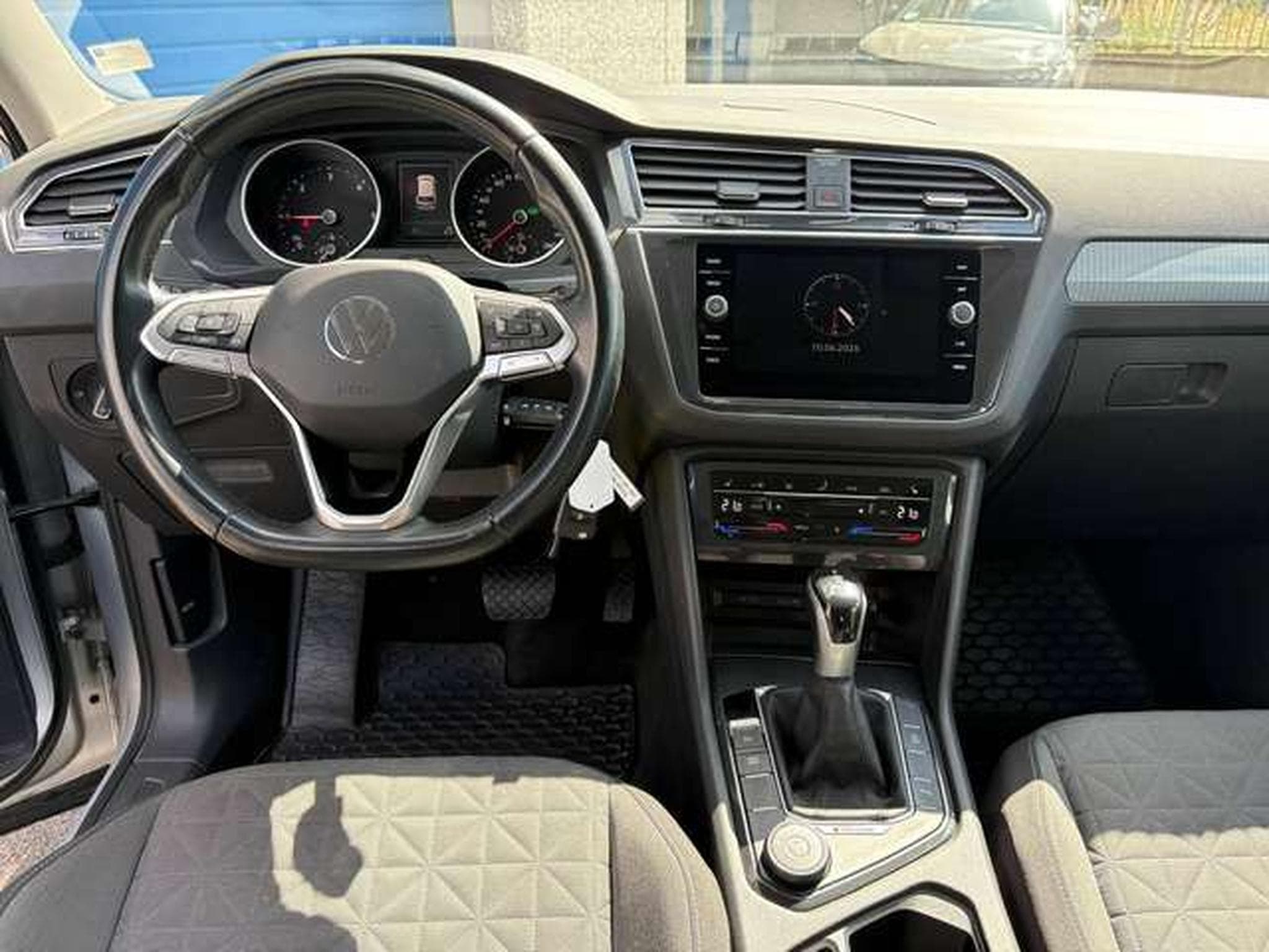 VW Tiguan Tiguan 2.0 TDi SCR 4Motion Life Business DSG (2022) - Photo 4
