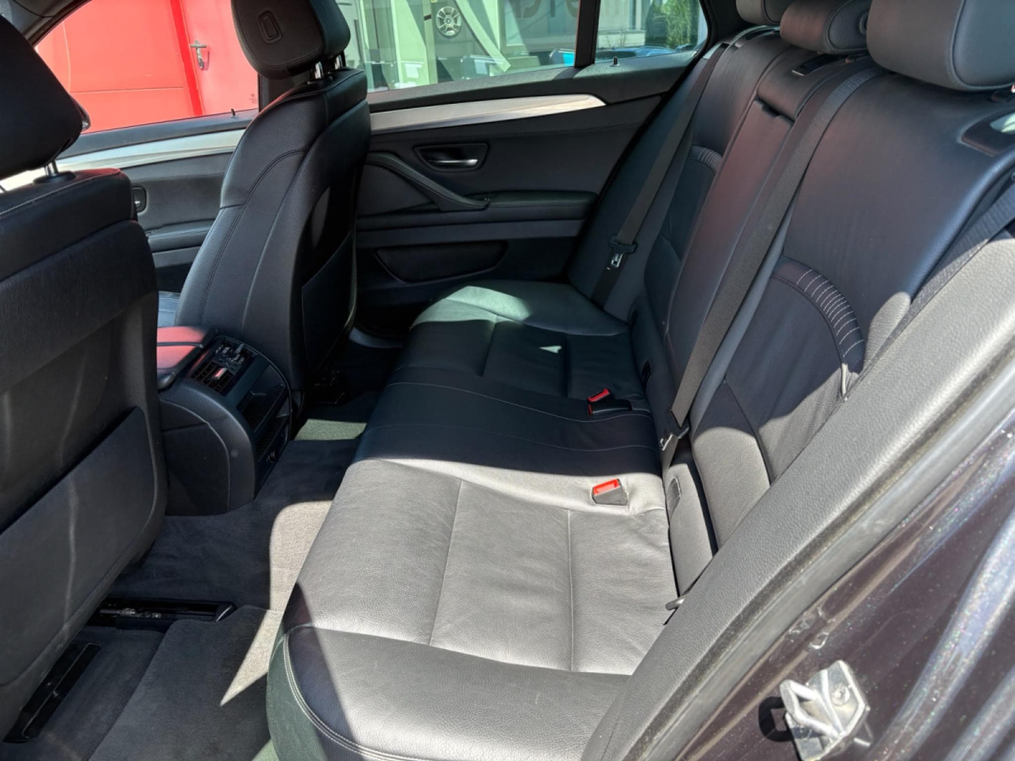 BMW 525 525D BREAK (2014) - Photo 17